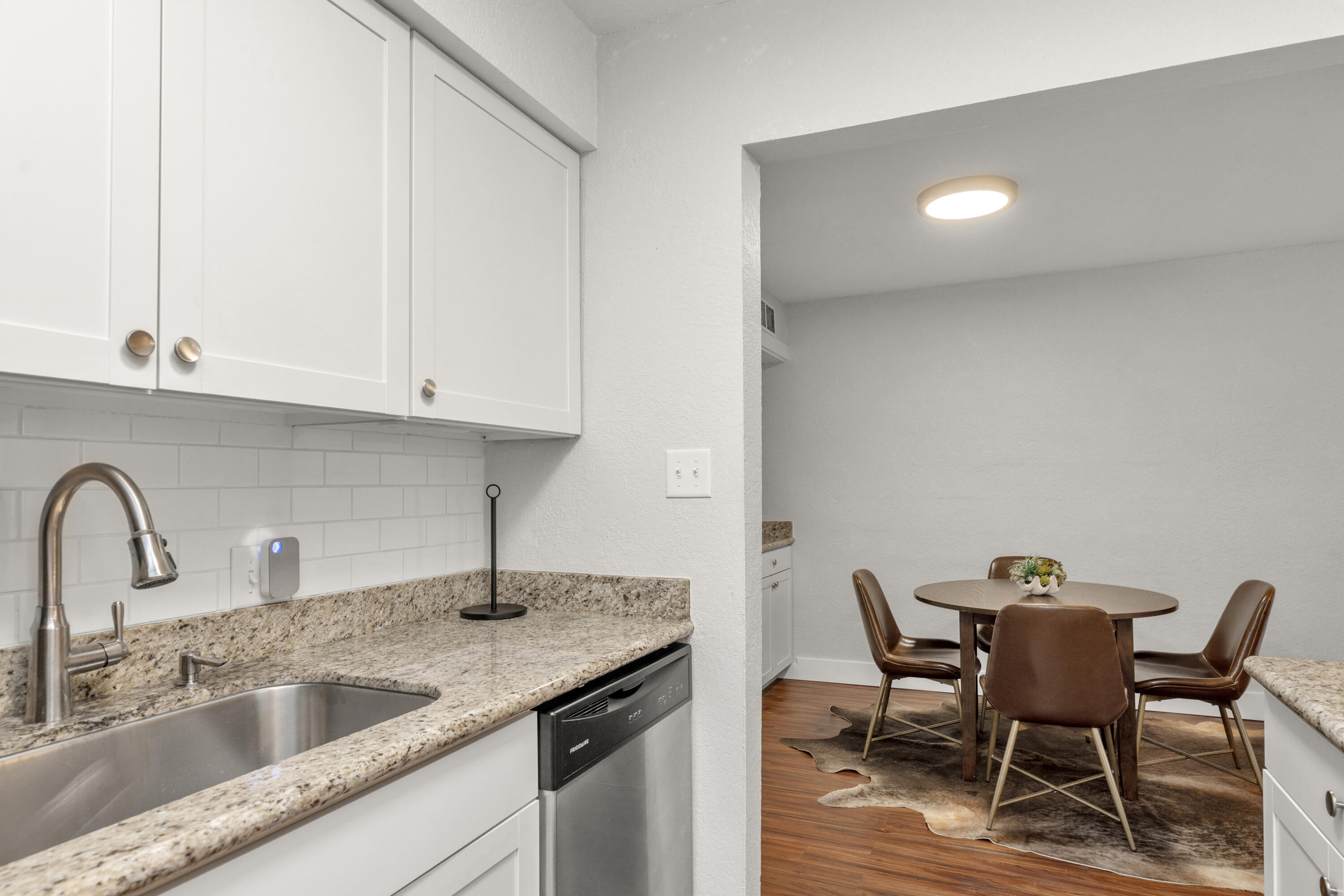 PENSACOLA RICHELIEU CONDO THE - Residential