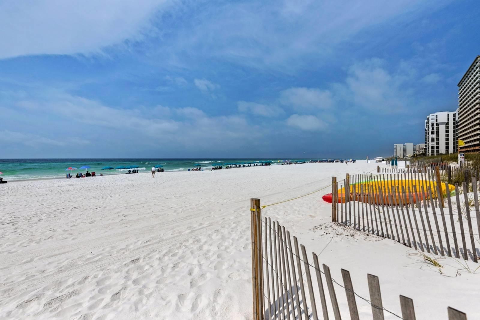 ST MARTIN BEACHWALK VILLAS - Residential