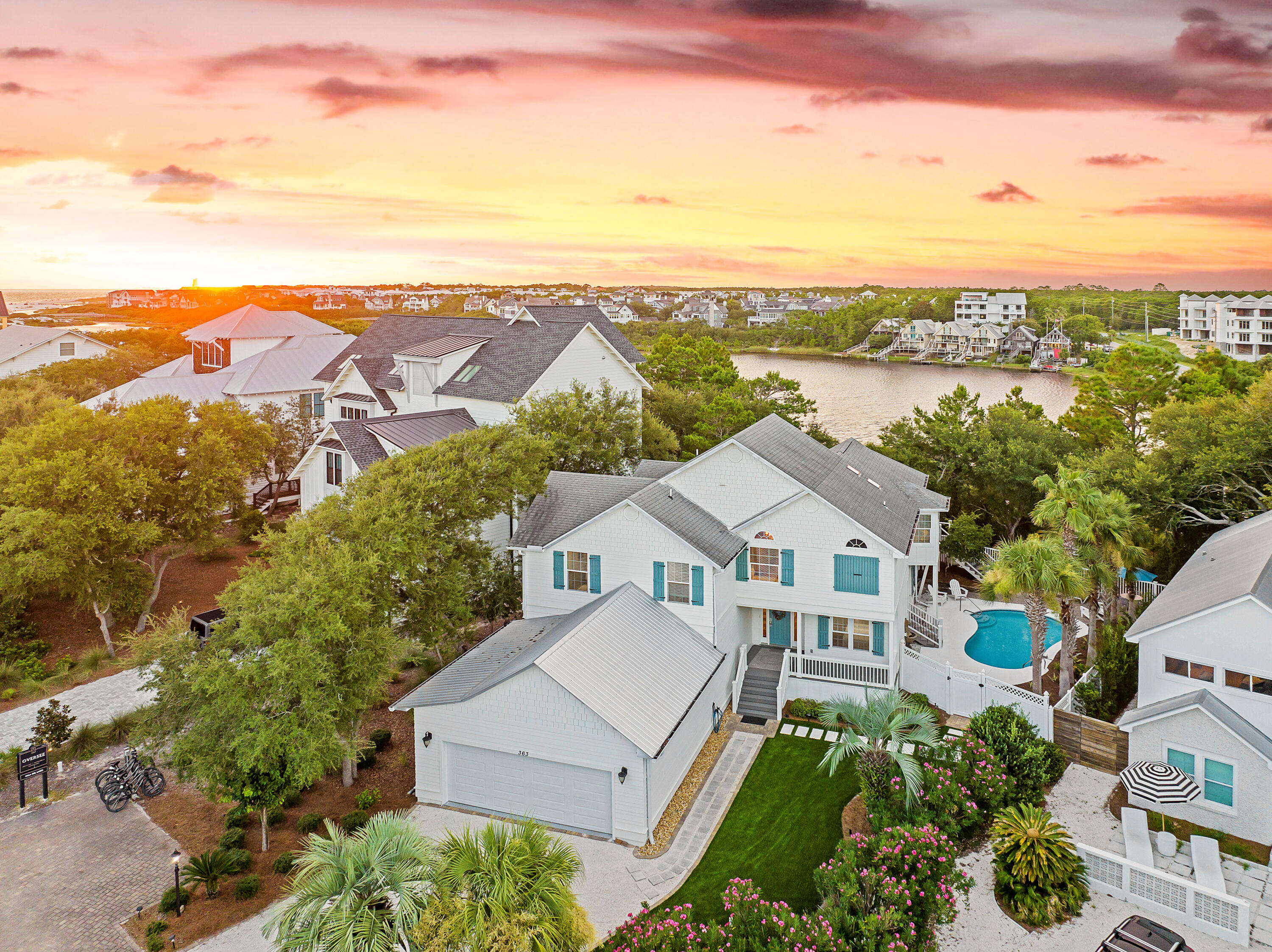 363 Pelican Circle