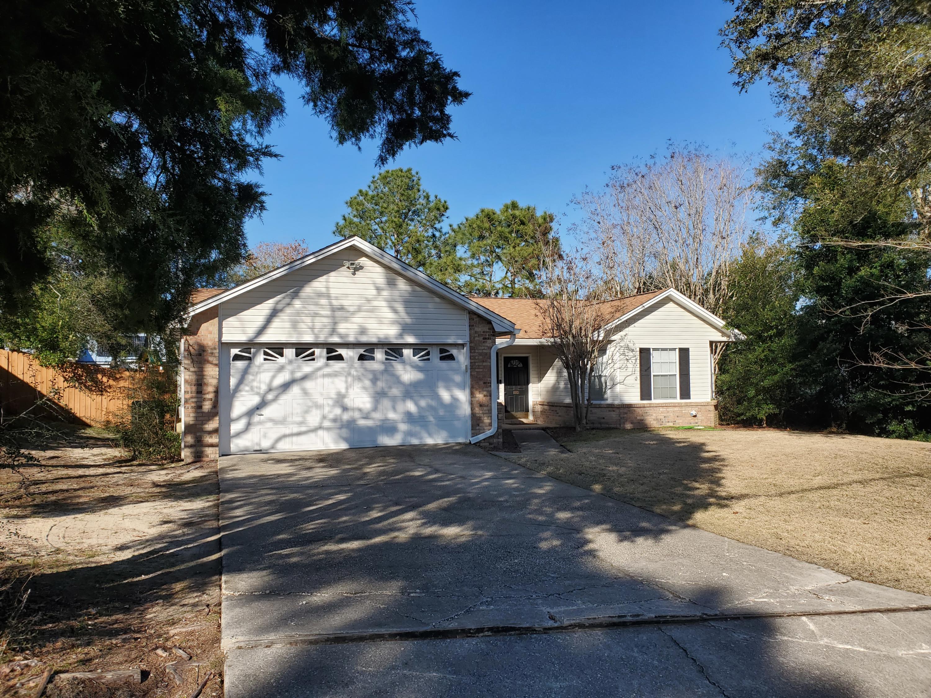 COUNTRYVIEW EST 6TH - Residential