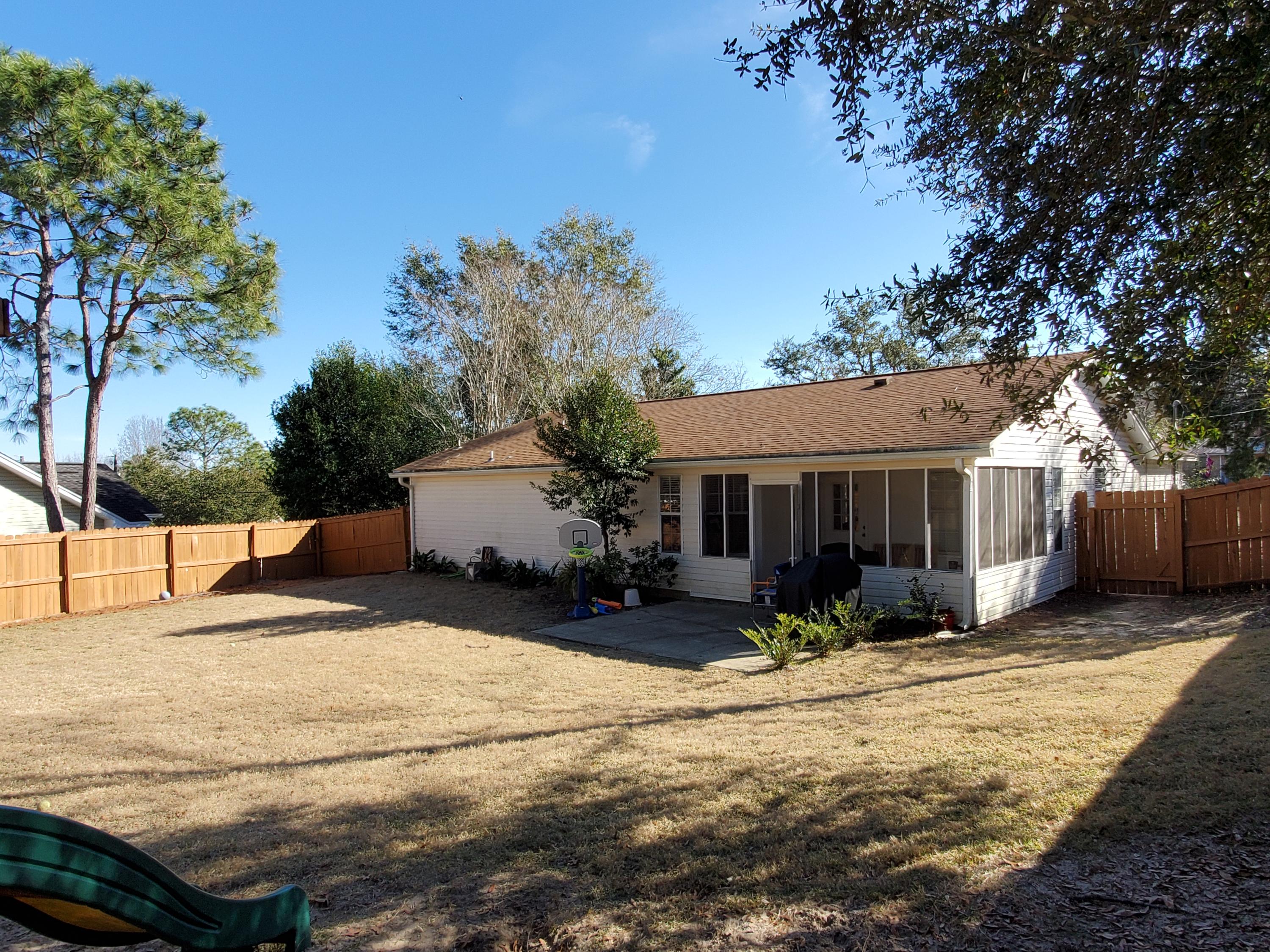 COUNTRYVIEW EST 6TH - Residential