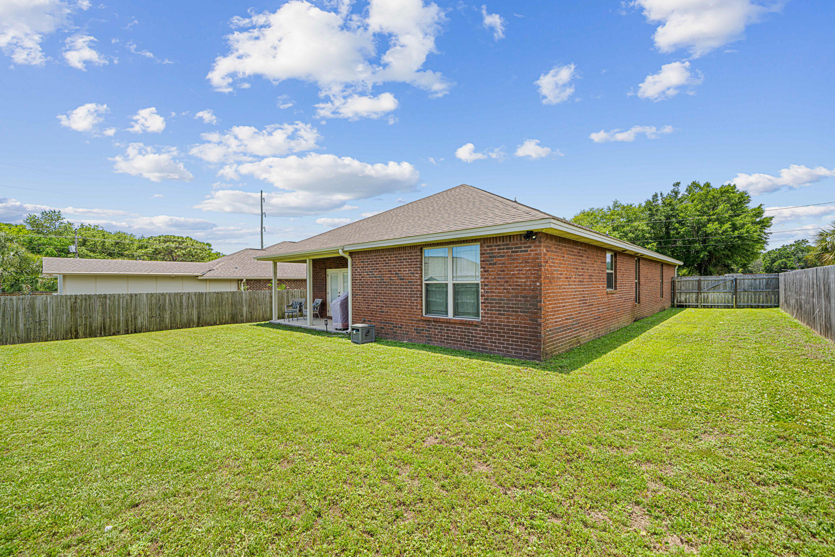 SCHOOLVIEW - Residential
