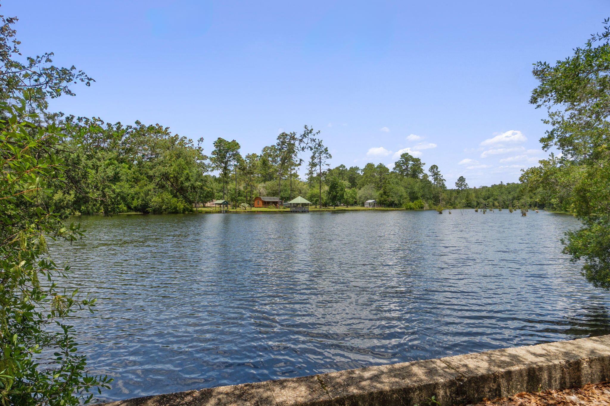 DEER LAKE ESTATES - Land