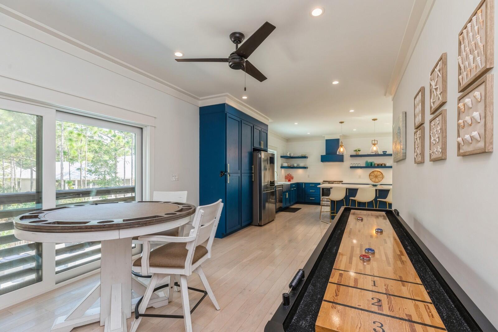 GULF SHORE MANOR - Residential