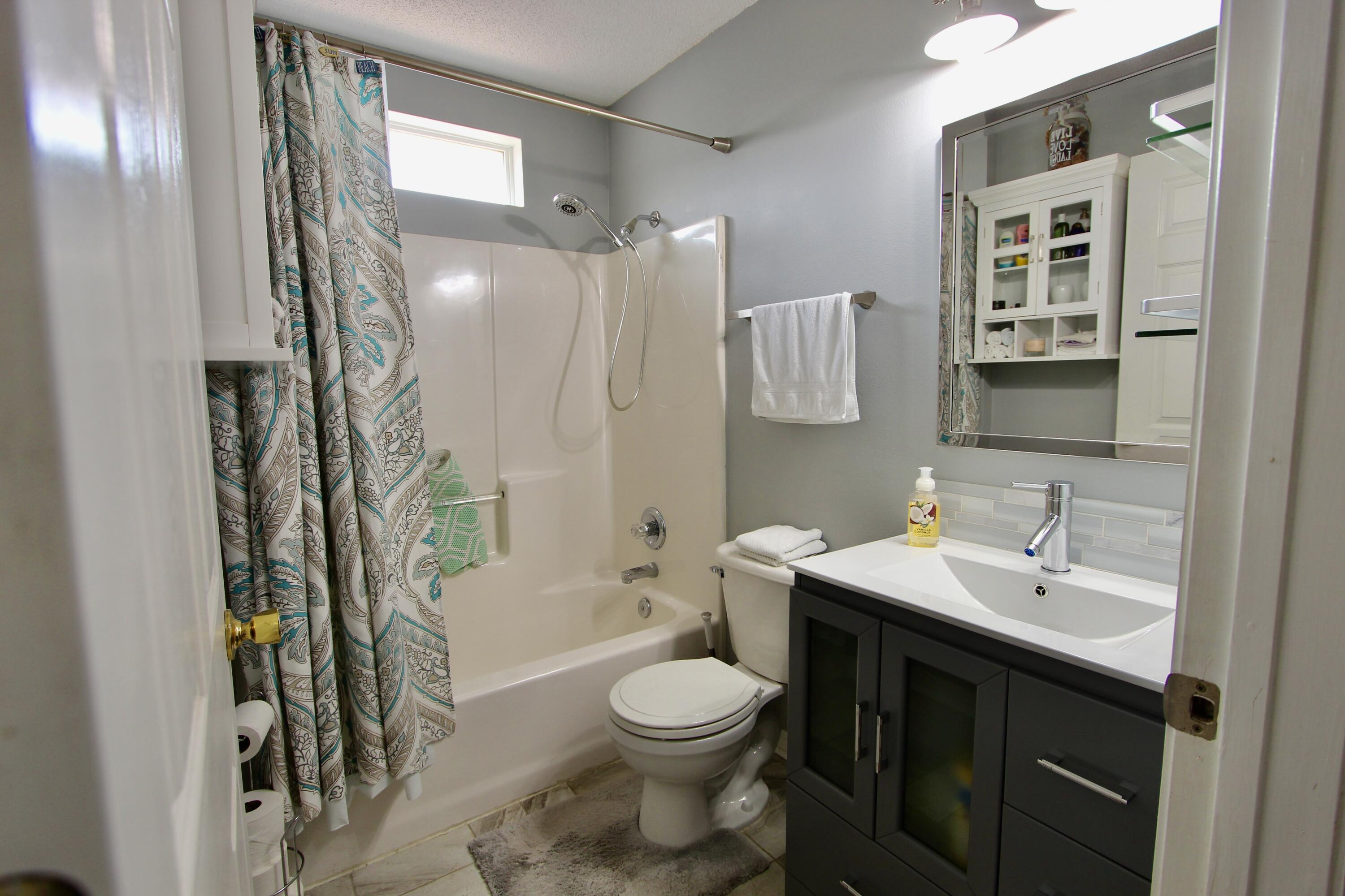 HOLLEY BY THE SEA - Residential