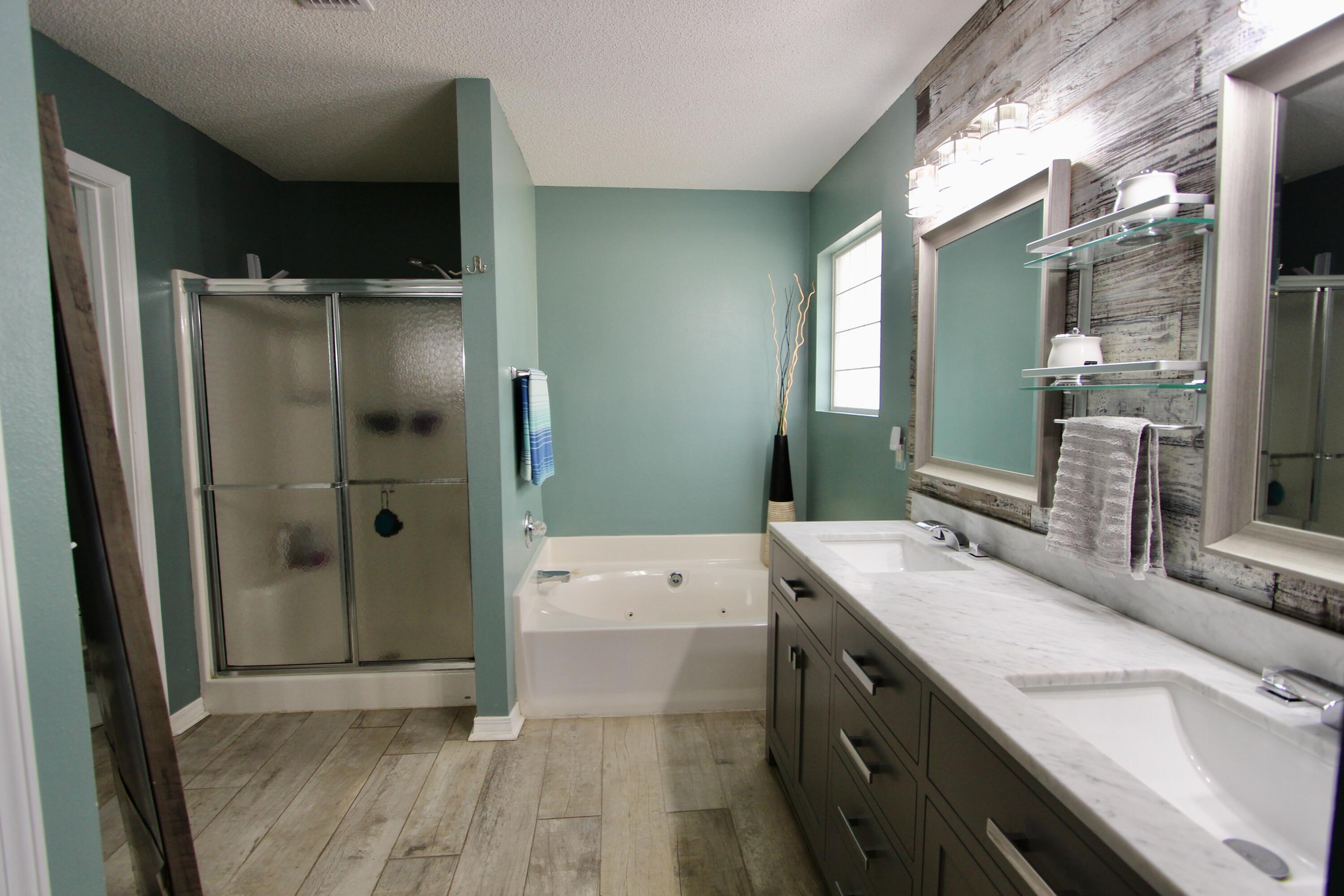 HOLLEY BY THE SEA - Residential