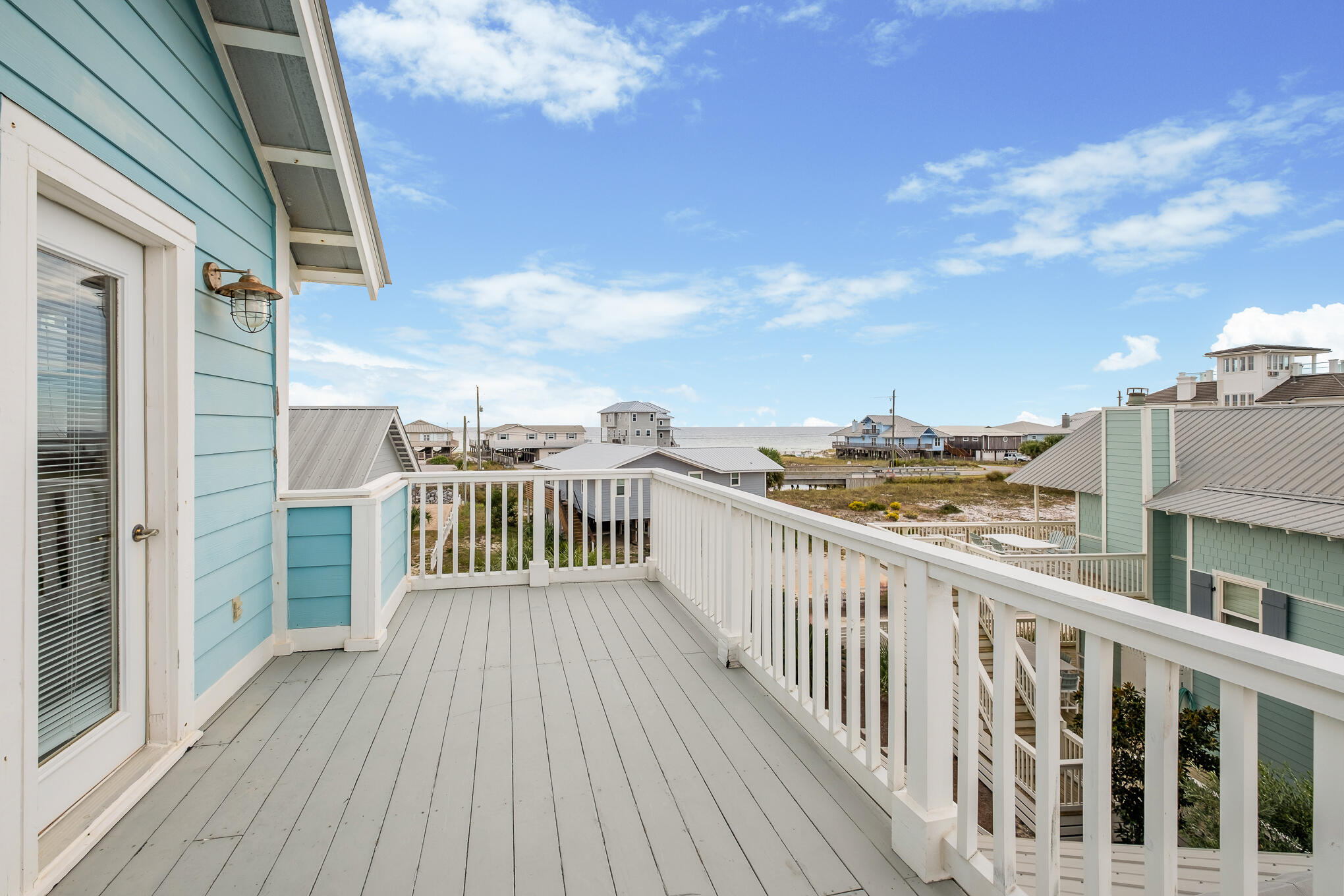 OYSTER LAKE - Residential