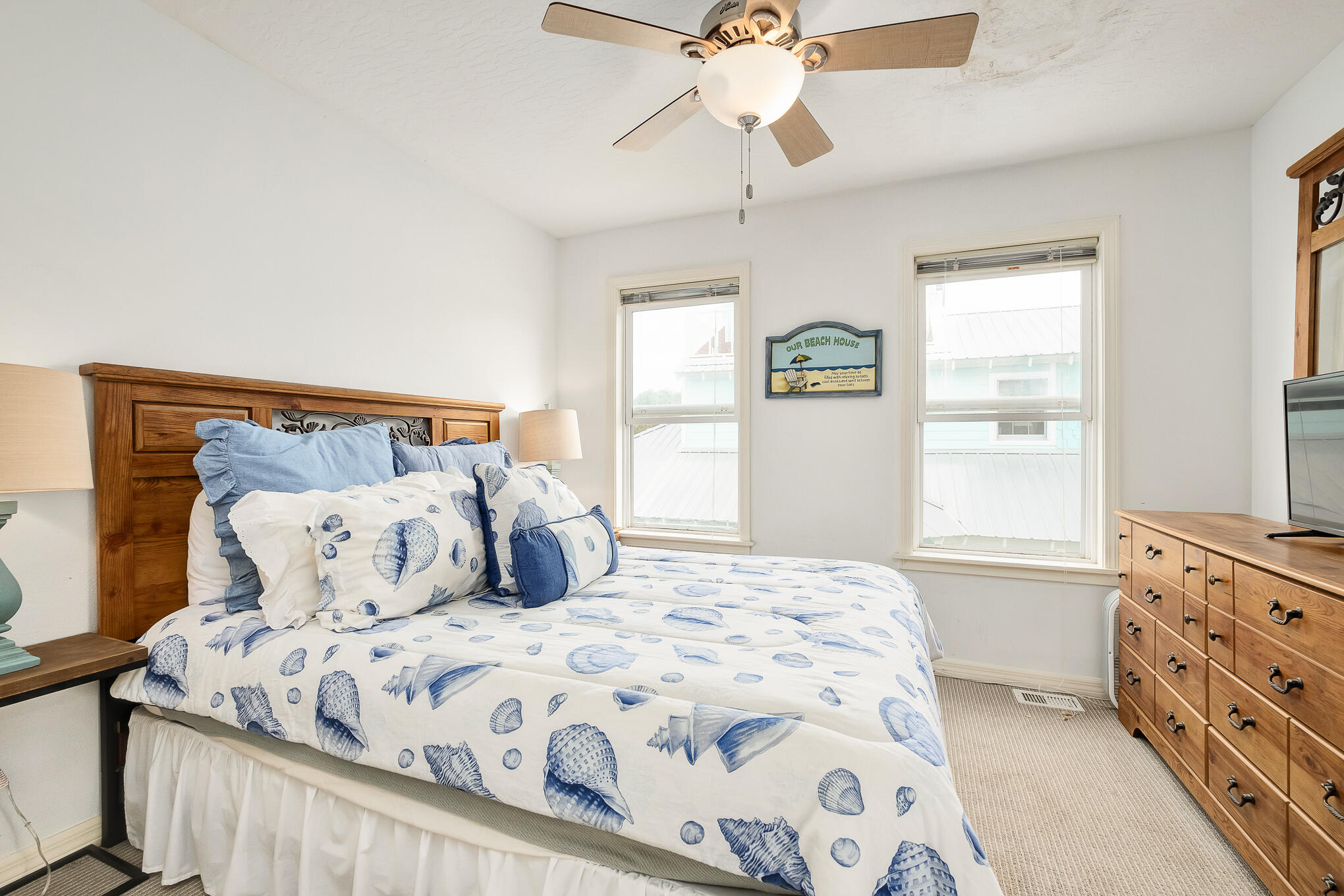 OYSTER LAKE - Residential