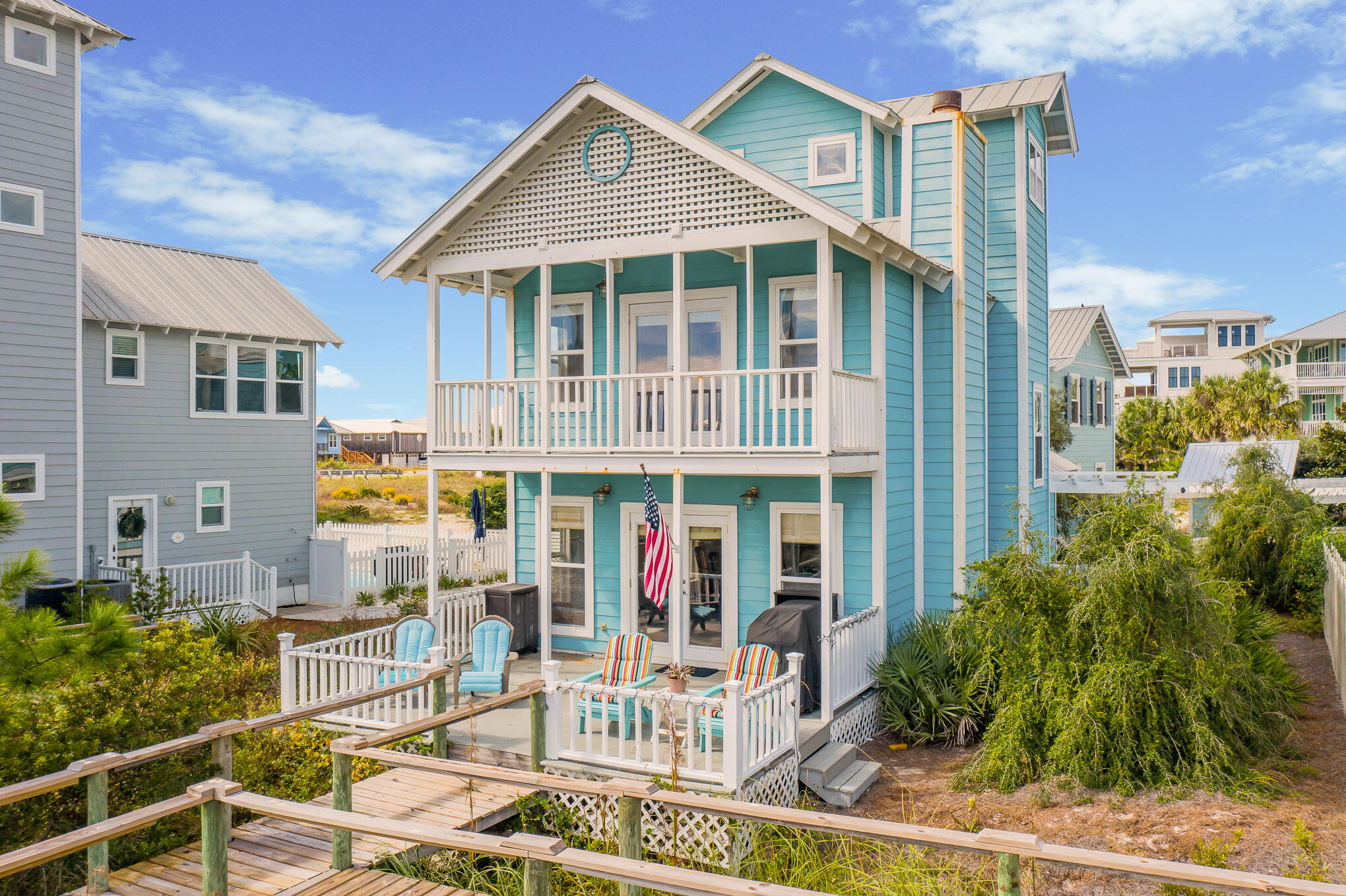 OYSTER LAKE - Residential