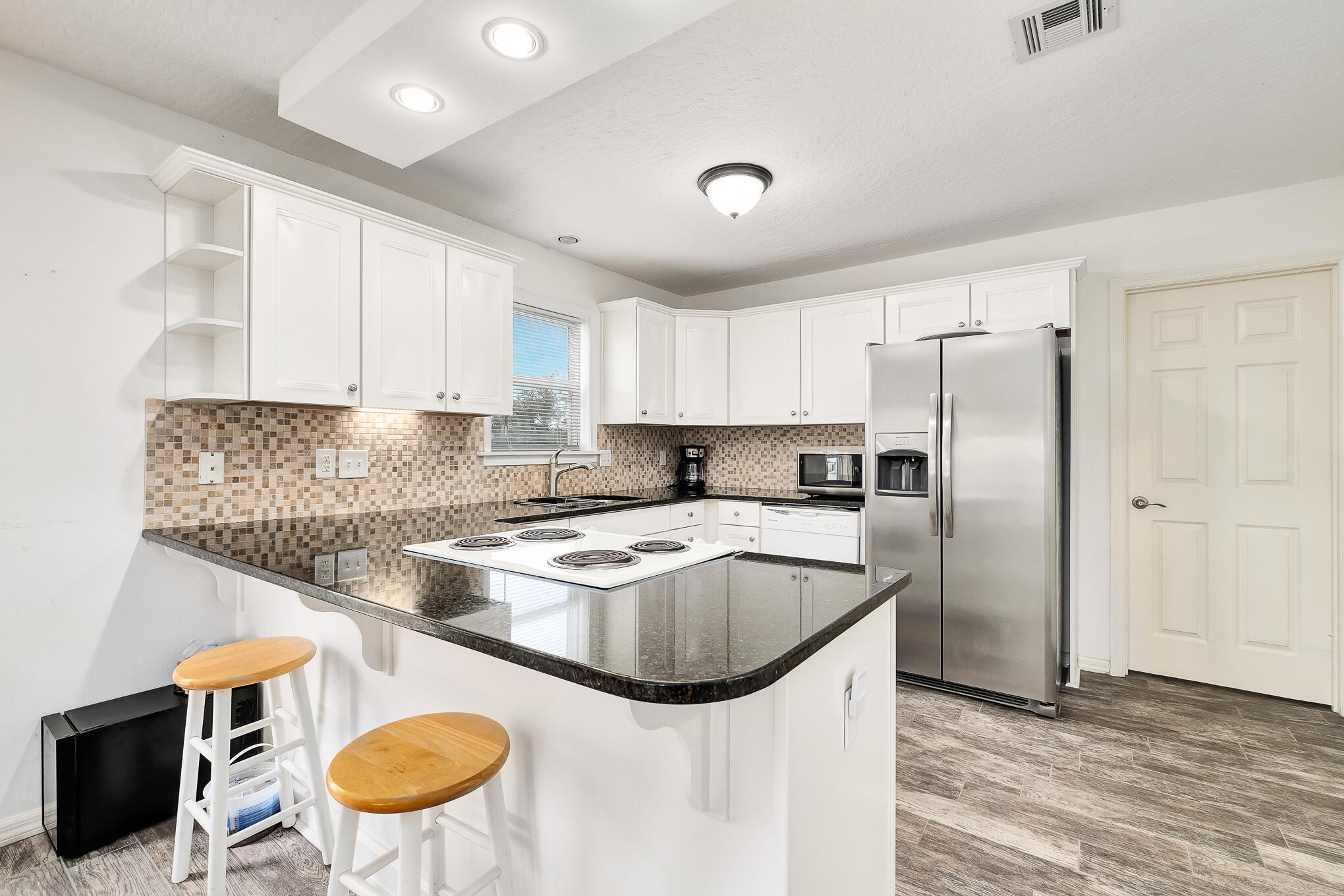 OYSTER LAKE - Residential