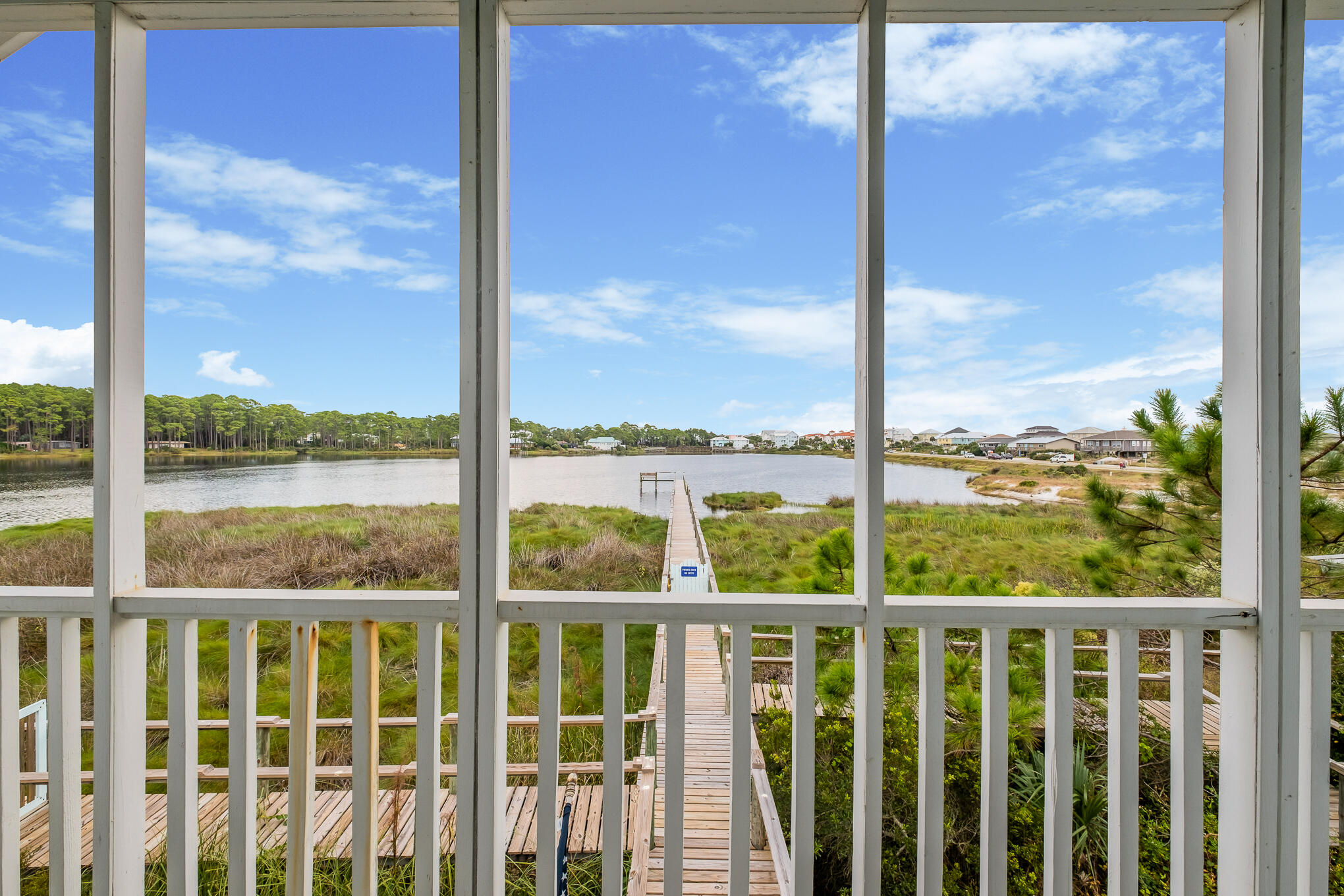 OYSTER LAKE - Residential