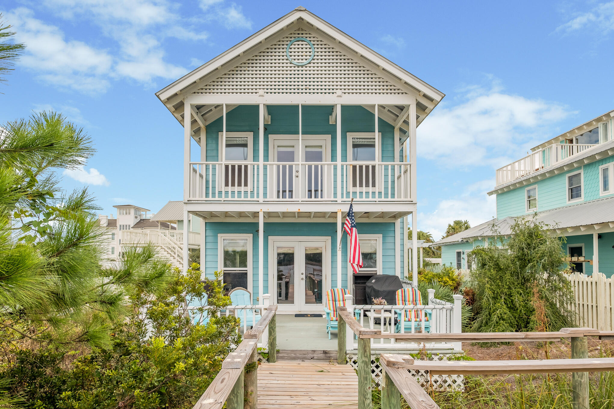 OYSTER LAKE - Residential