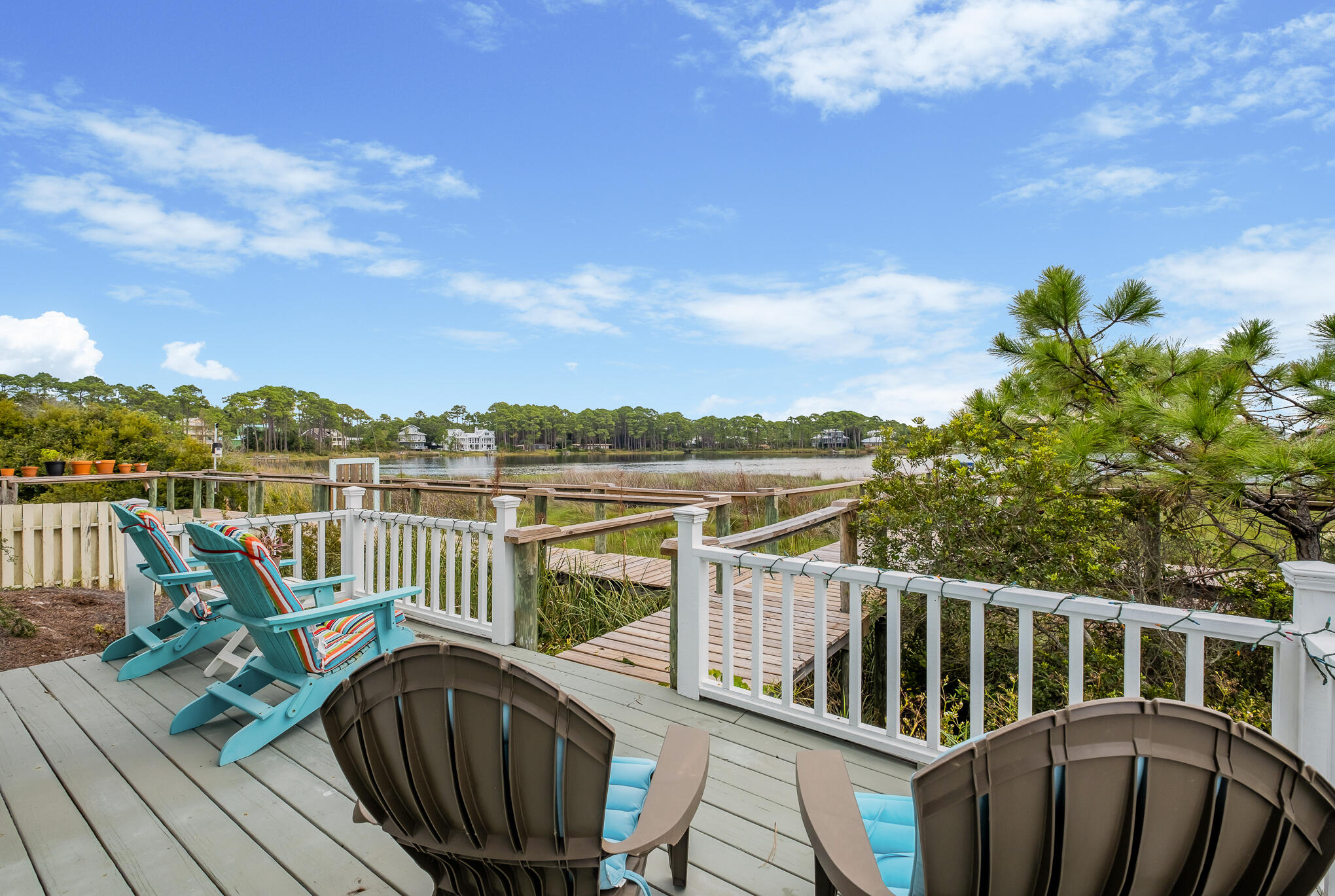 OYSTER LAKE - Residential