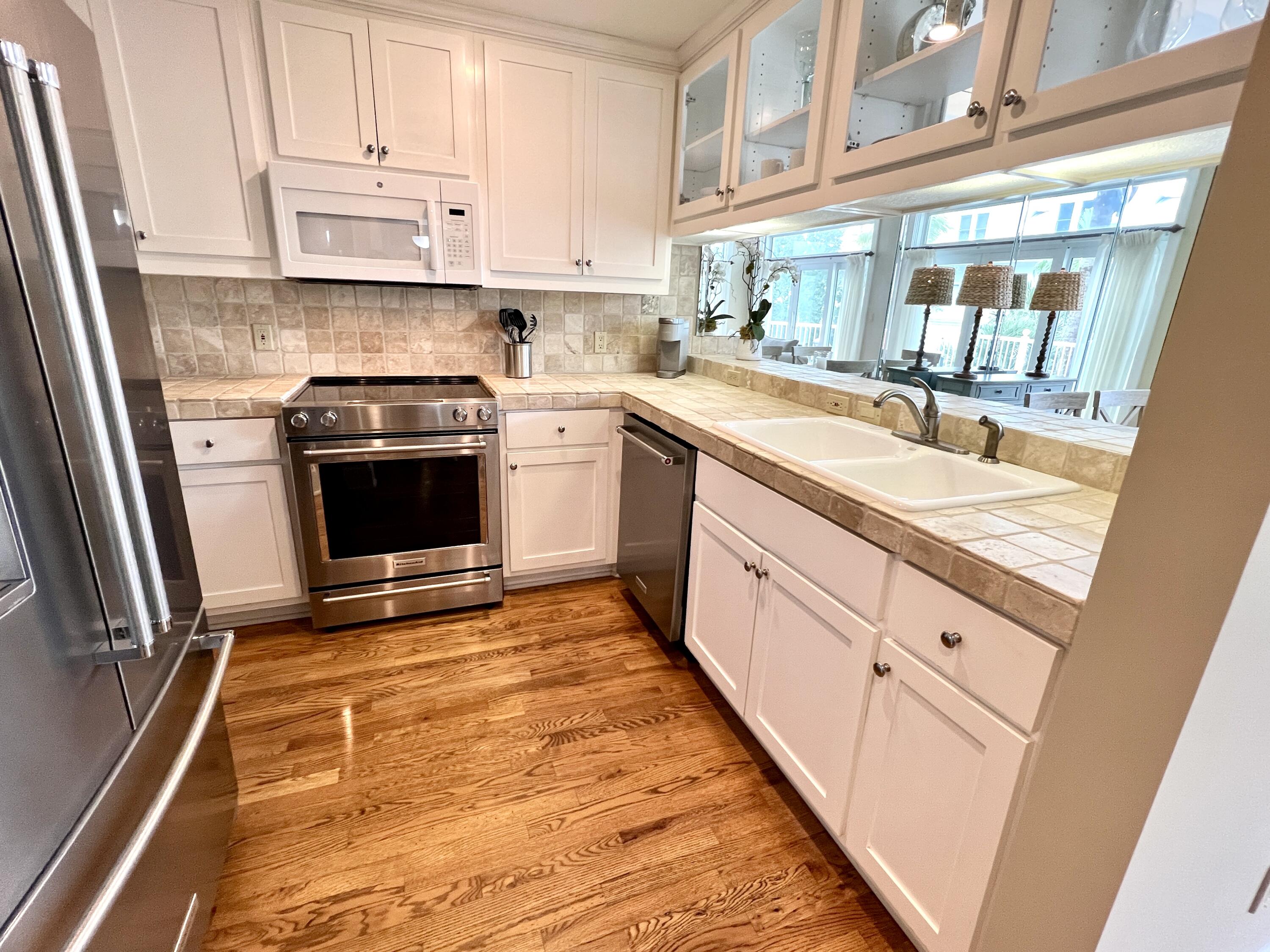 CARILLON BEACH - Residential