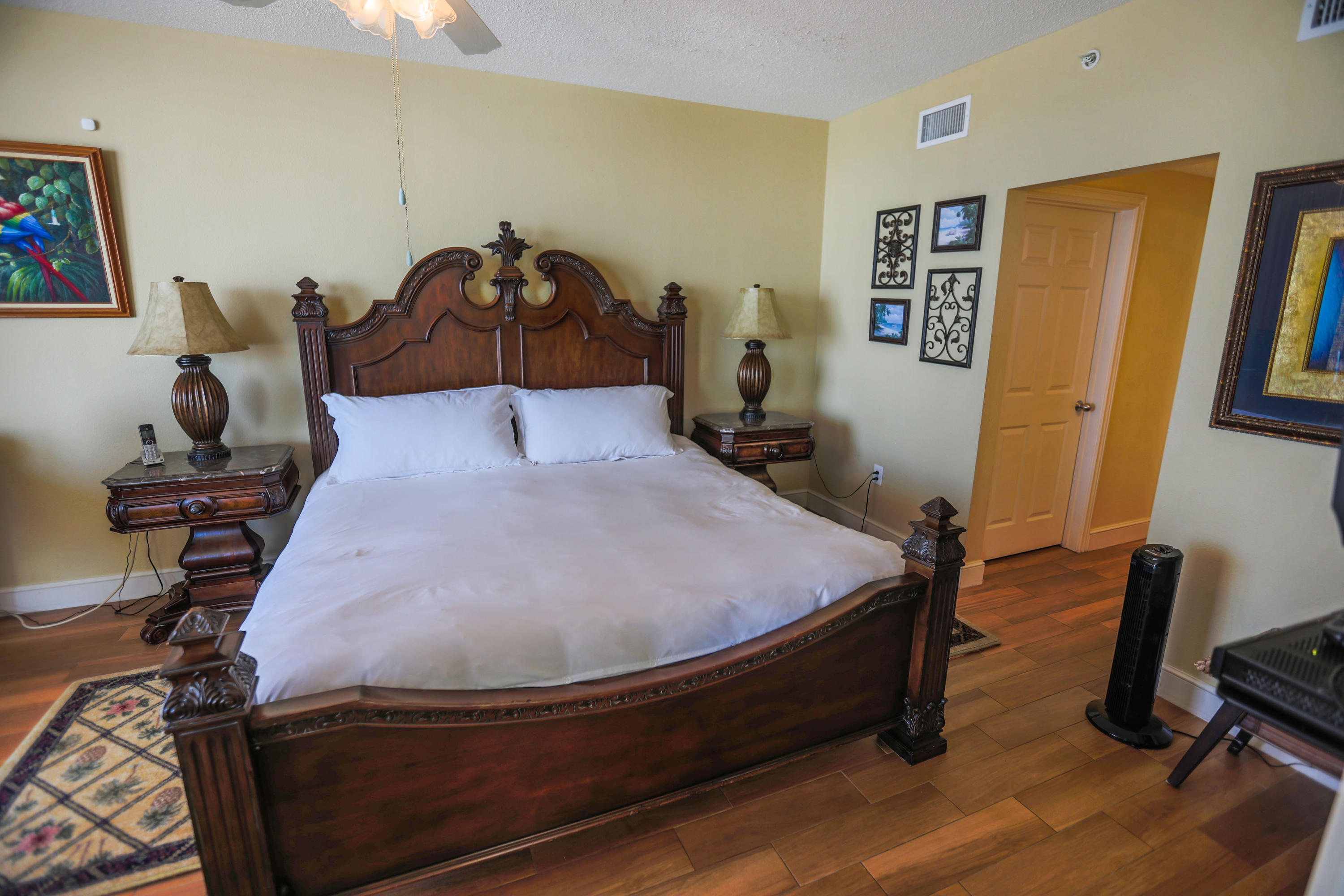 MAJESTIC BEACH TOWERS II - Residential