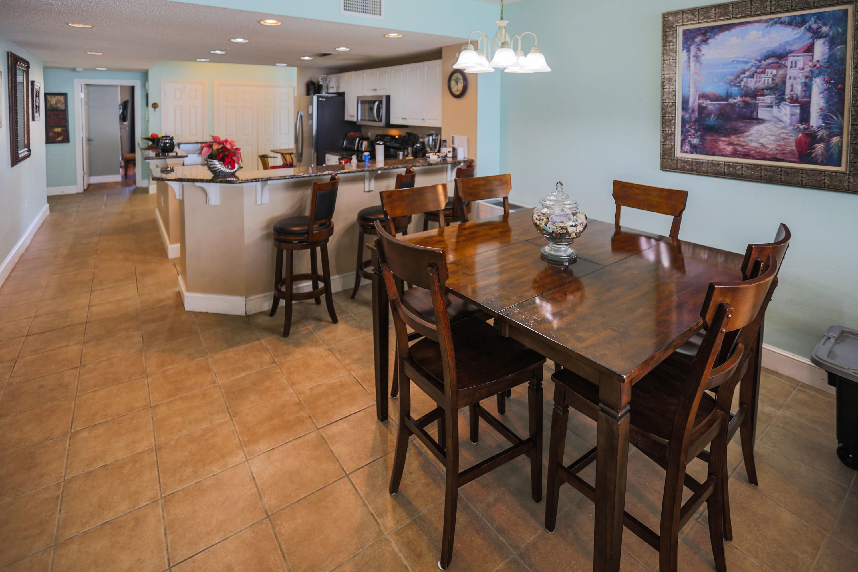 MAJESTIC BEACH TOWERS II - Residential