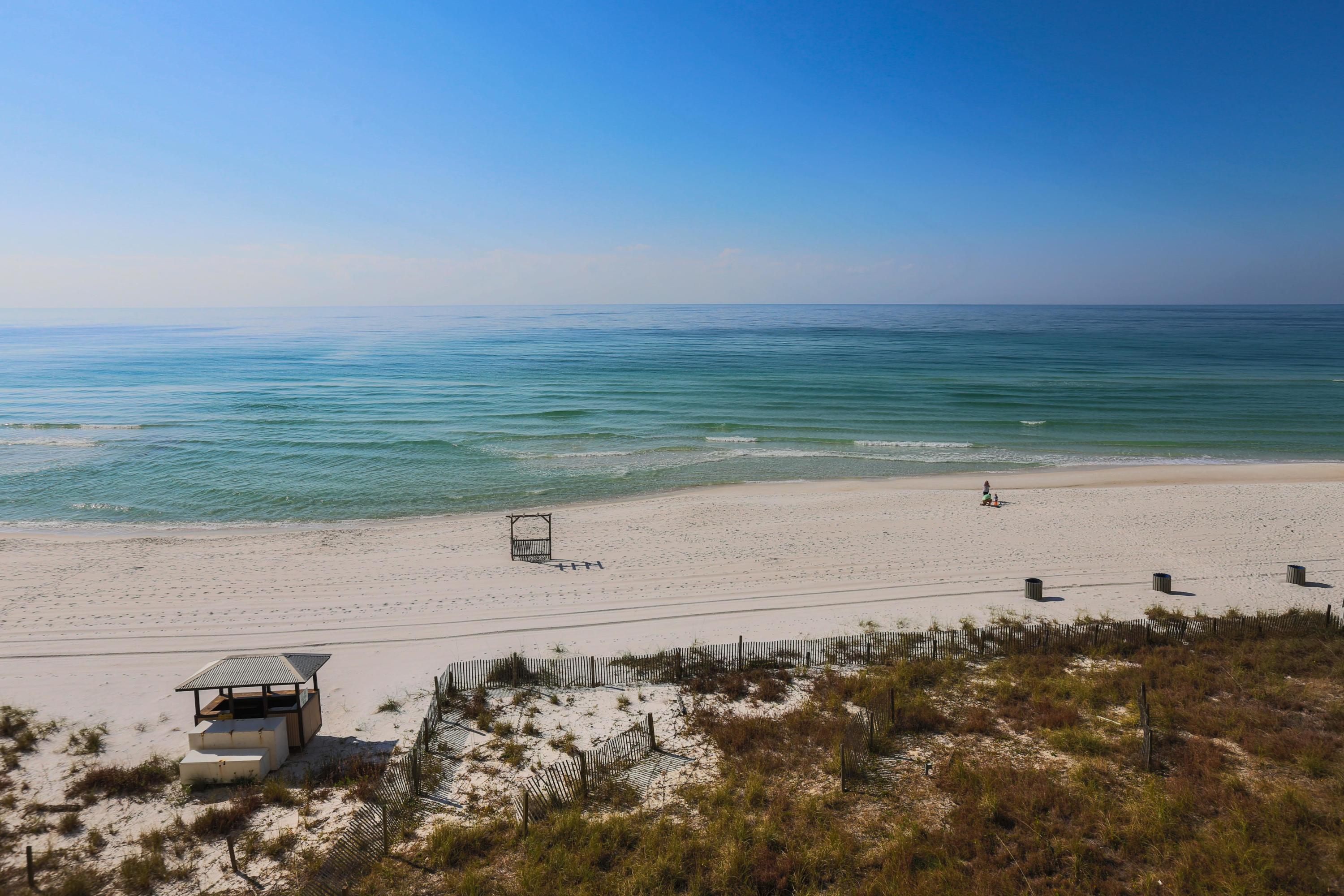 MAJESTIC BEACH TOWERS II - Residential