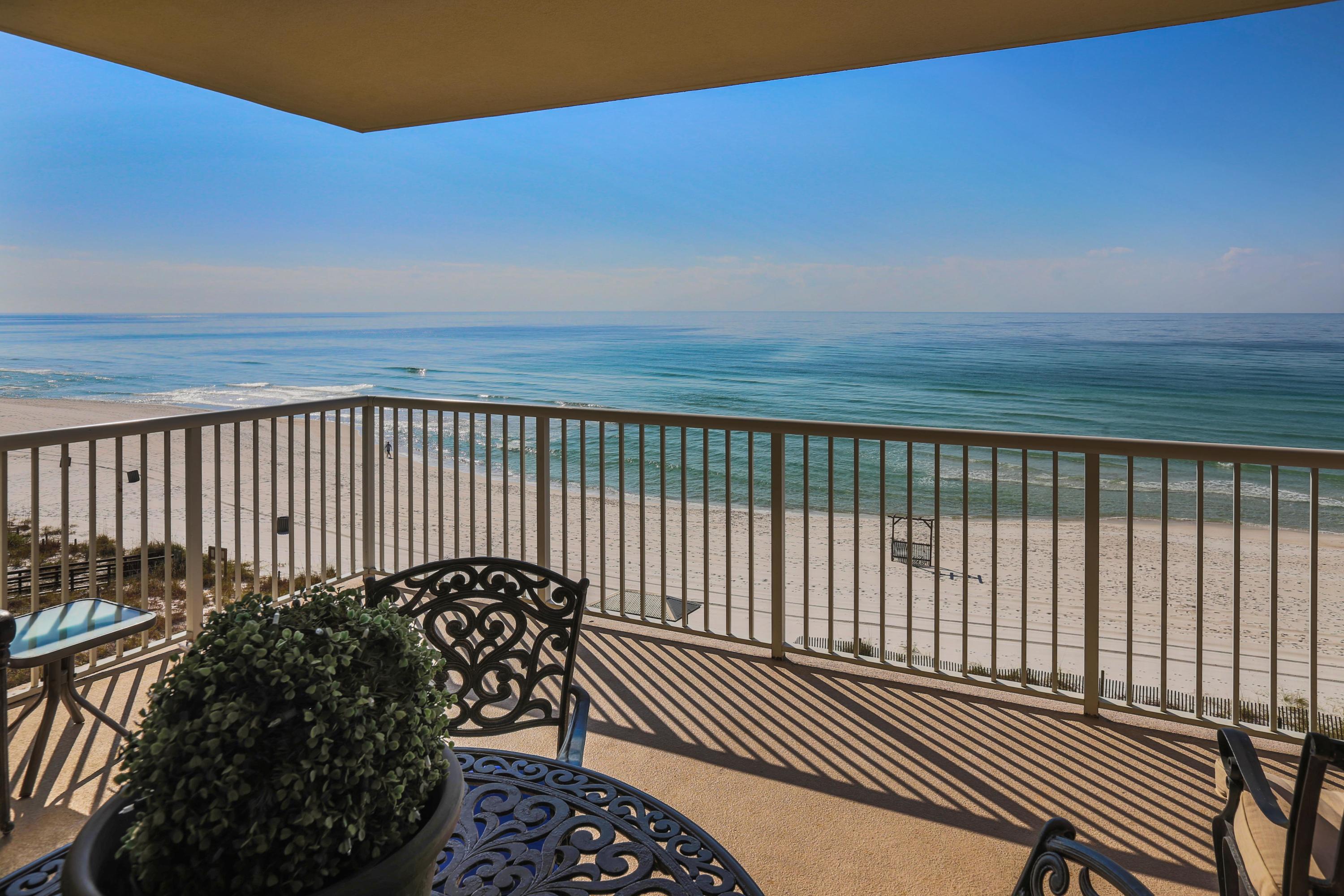 MAJESTIC BEACH TOWERS II - Residential