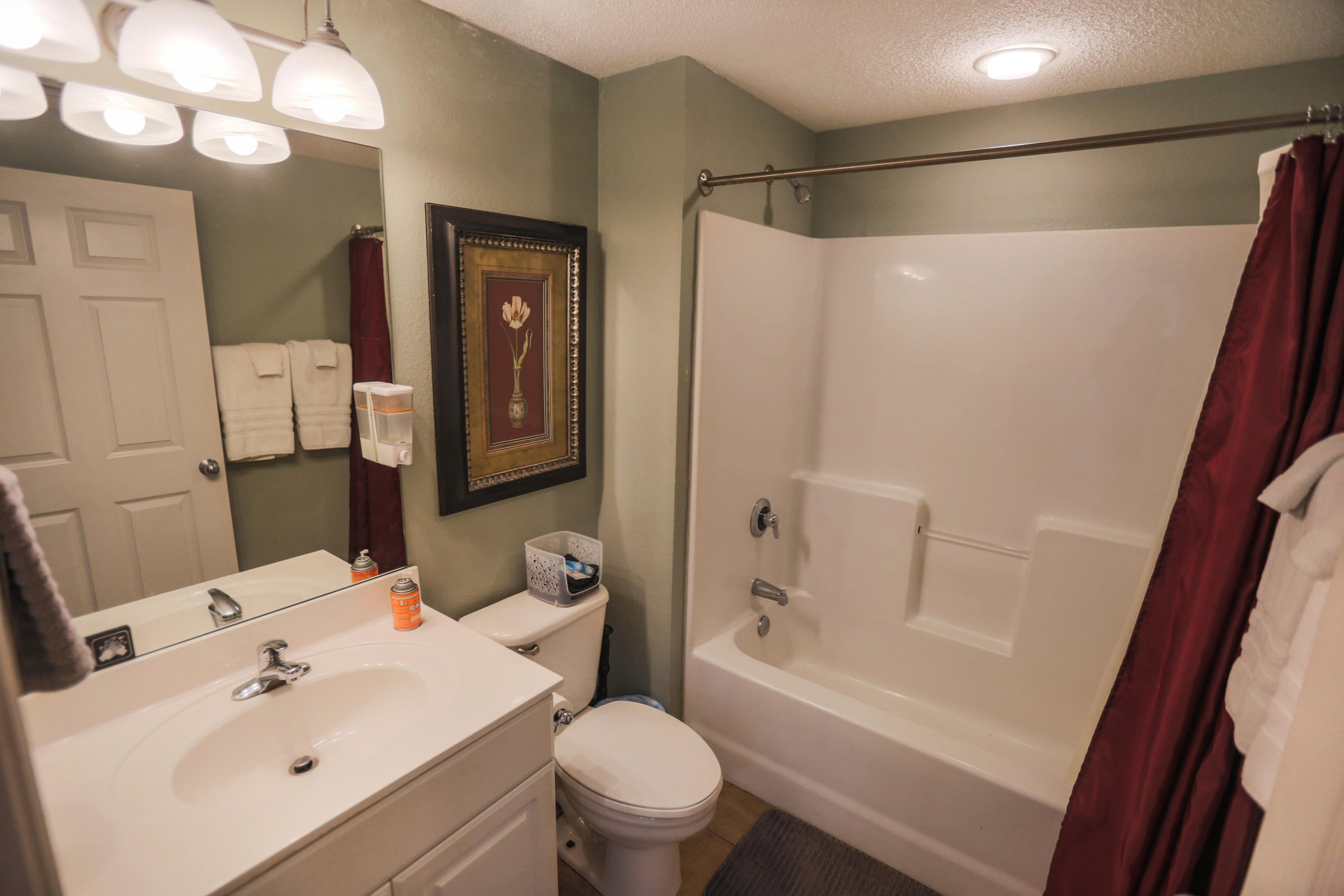 MAJESTIC BEACH TOWERS II - Residential