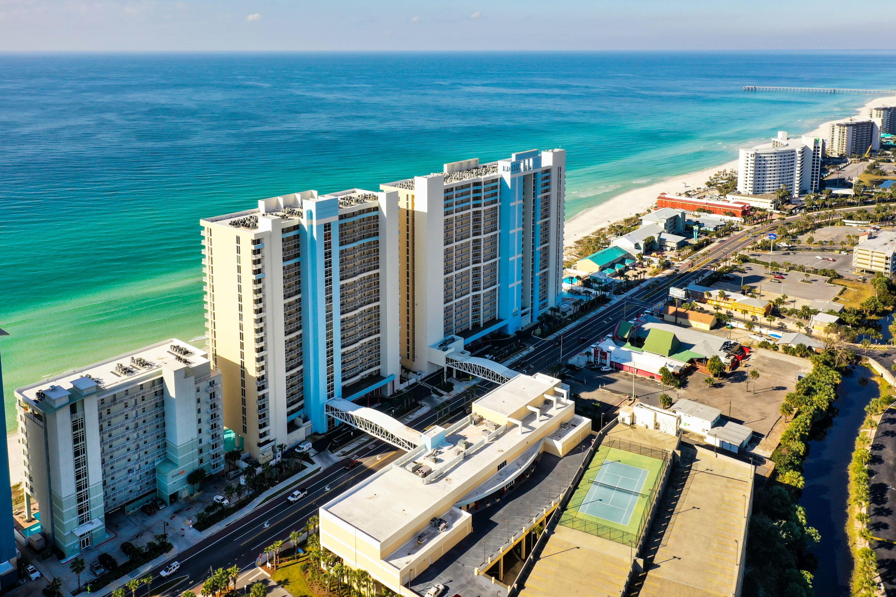 MAJESTIC BEACH TOWERS II - Residential