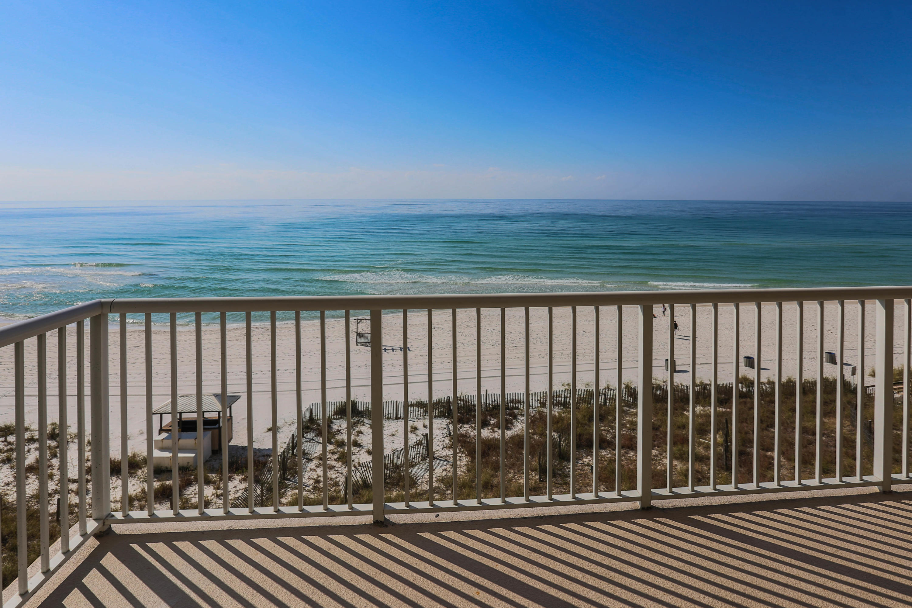 MAJESTIC BEACH TOWERS II - Residential