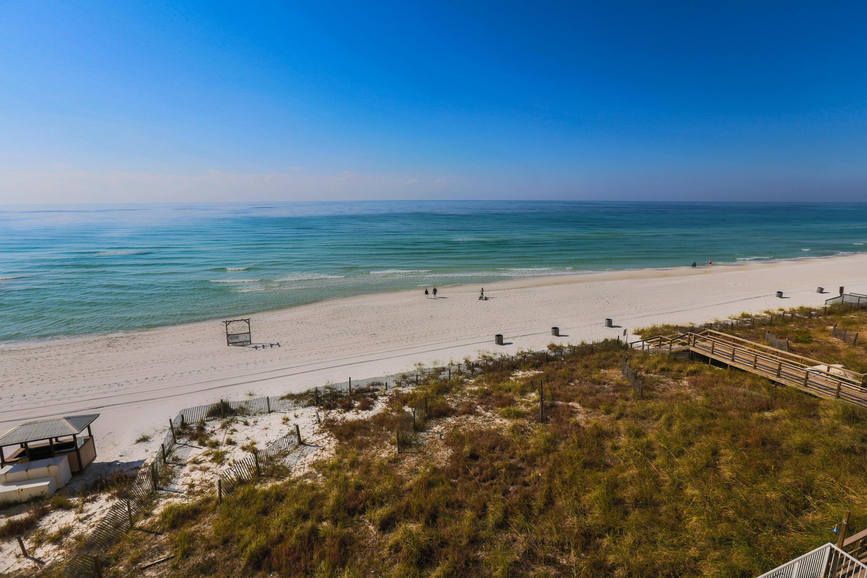 MAJESTIC BEACH TOWERS II - Residential