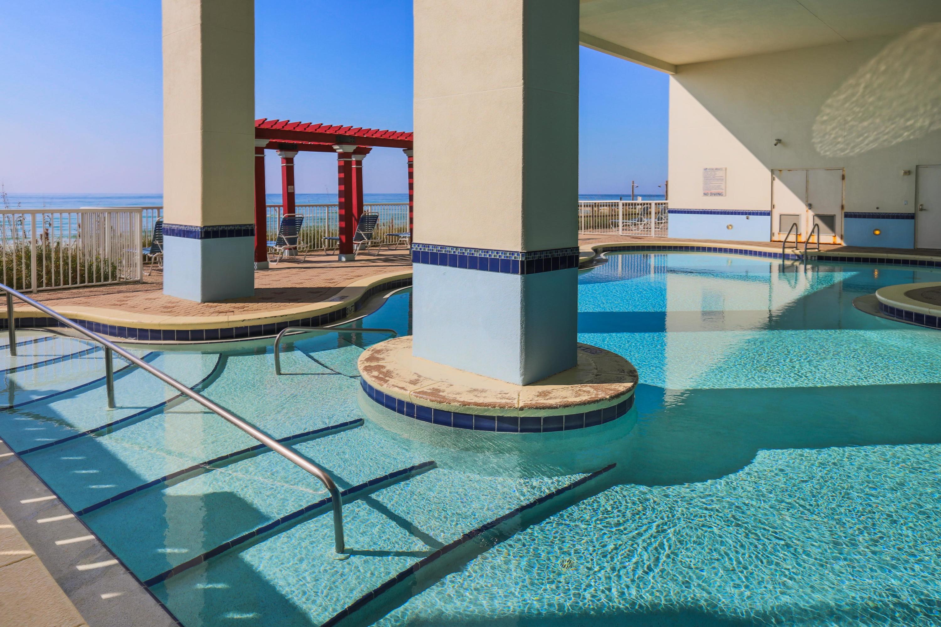 MAJESTIC BEACH TOWERS II - Residential