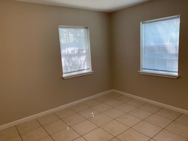 CINCO BAYOU - Residential Lease