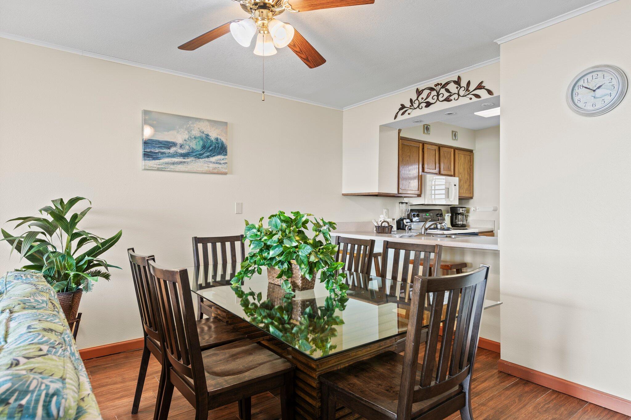 ISLANDER CONDO - Residential