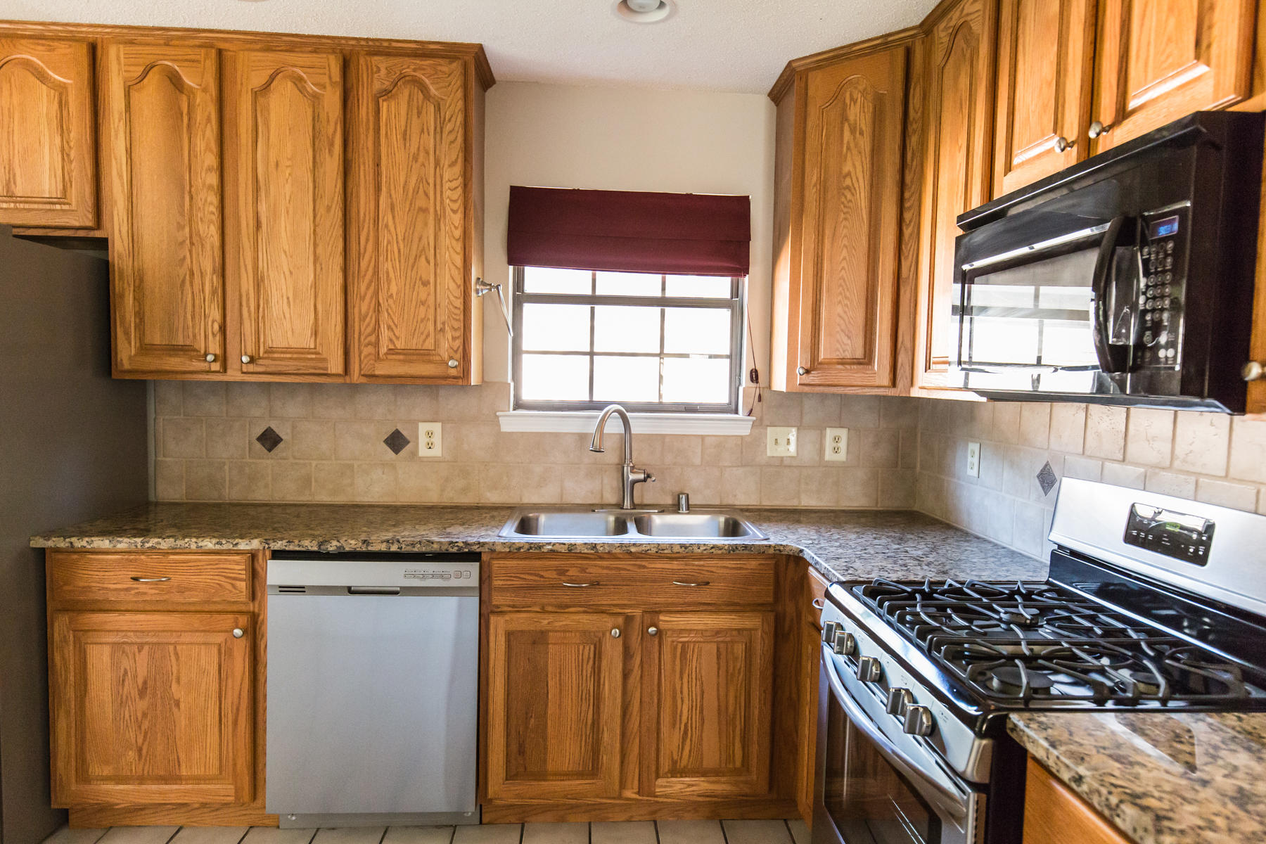 OAKWOOD T/H - Residential