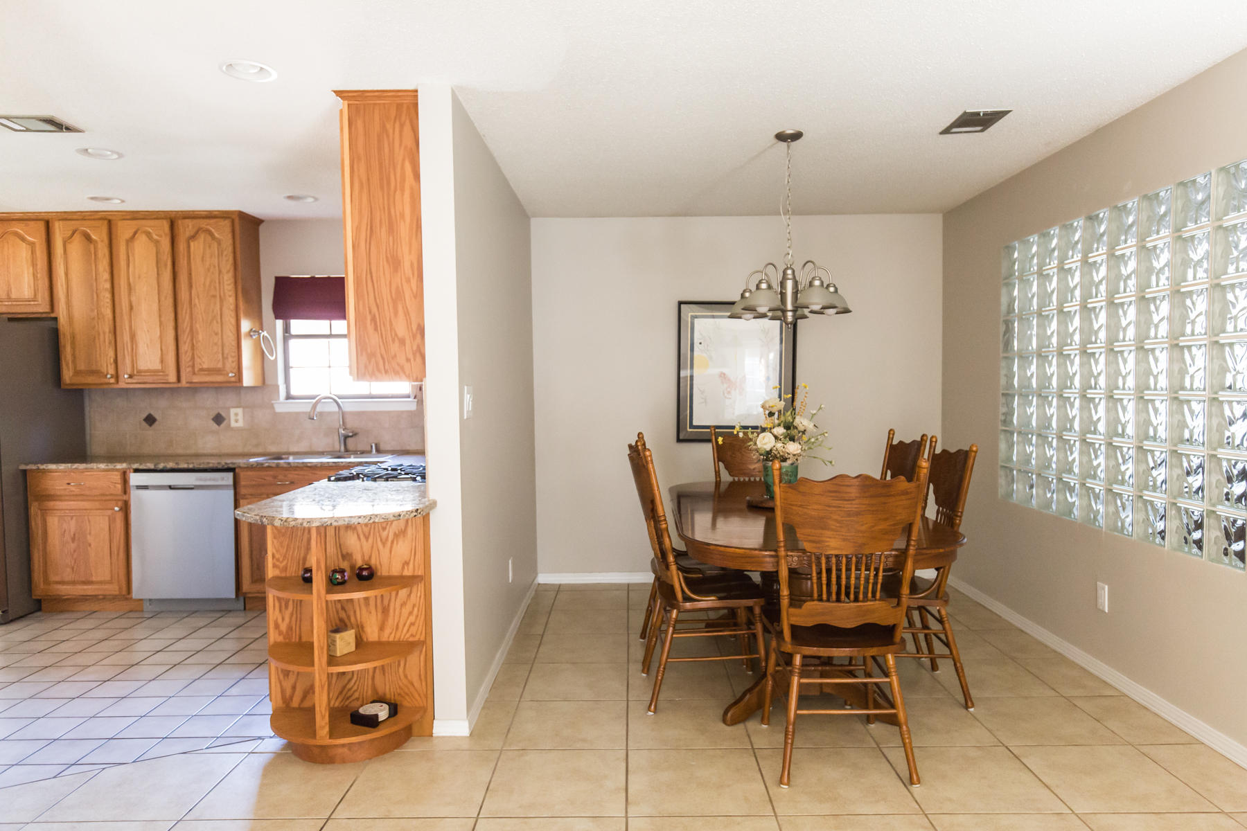 OAKWOOD T/H - Residential