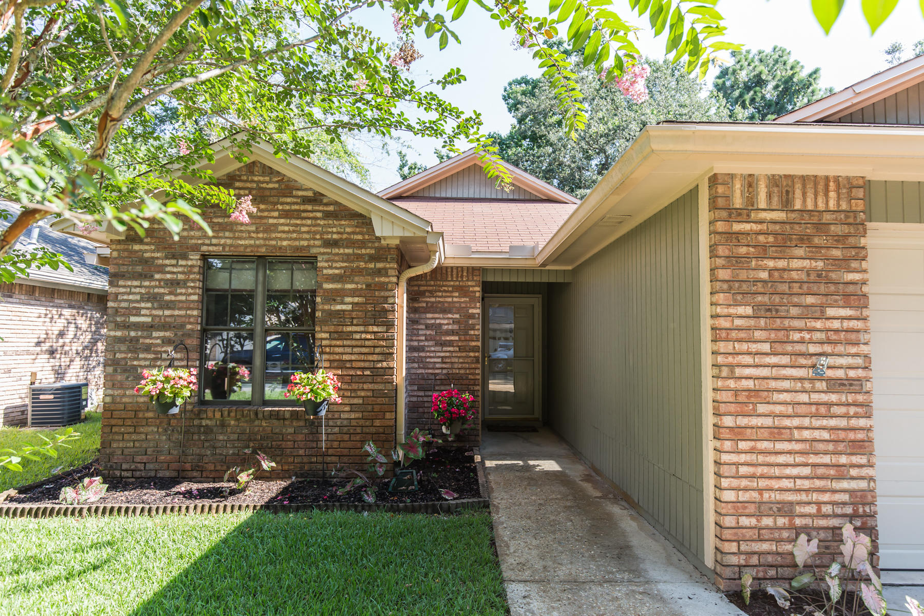 OAKWOOD T/H - Residential