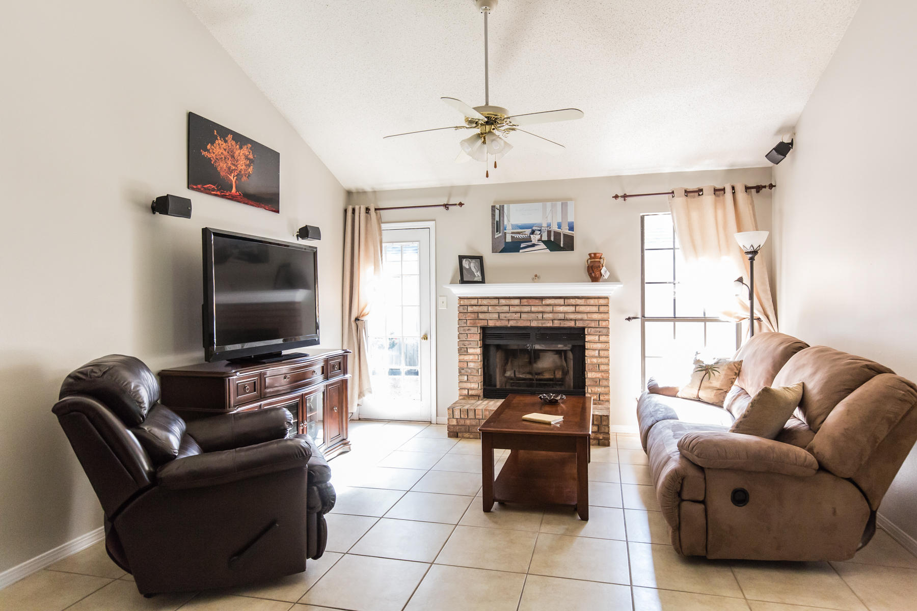 OAKWOOD T/H - Residential