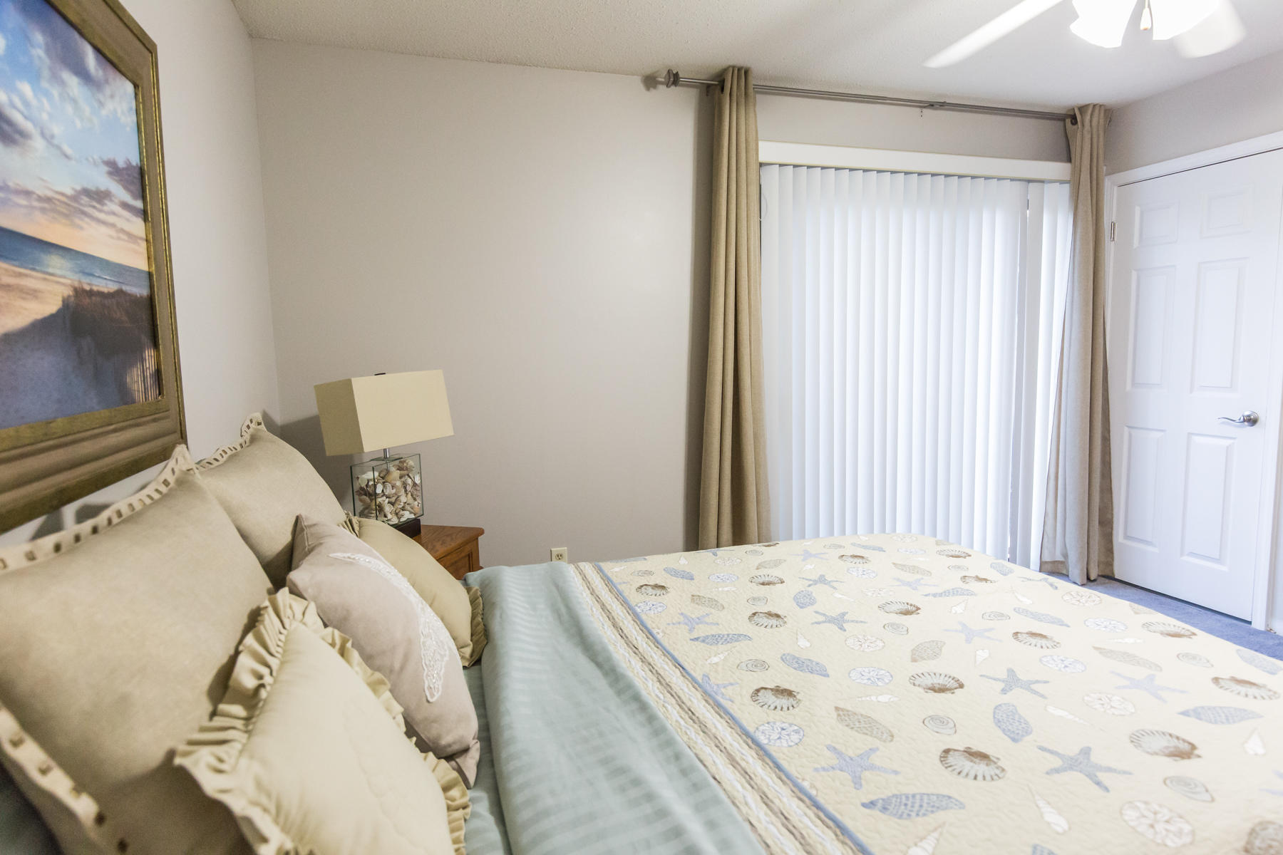 OAKWOOD T/H - Residential