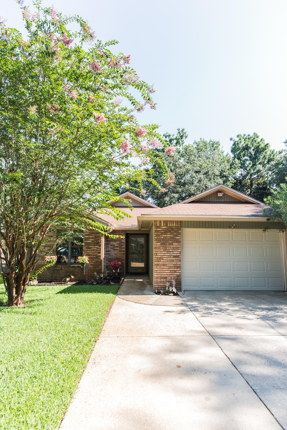 OAKWOOD T/H - Residential