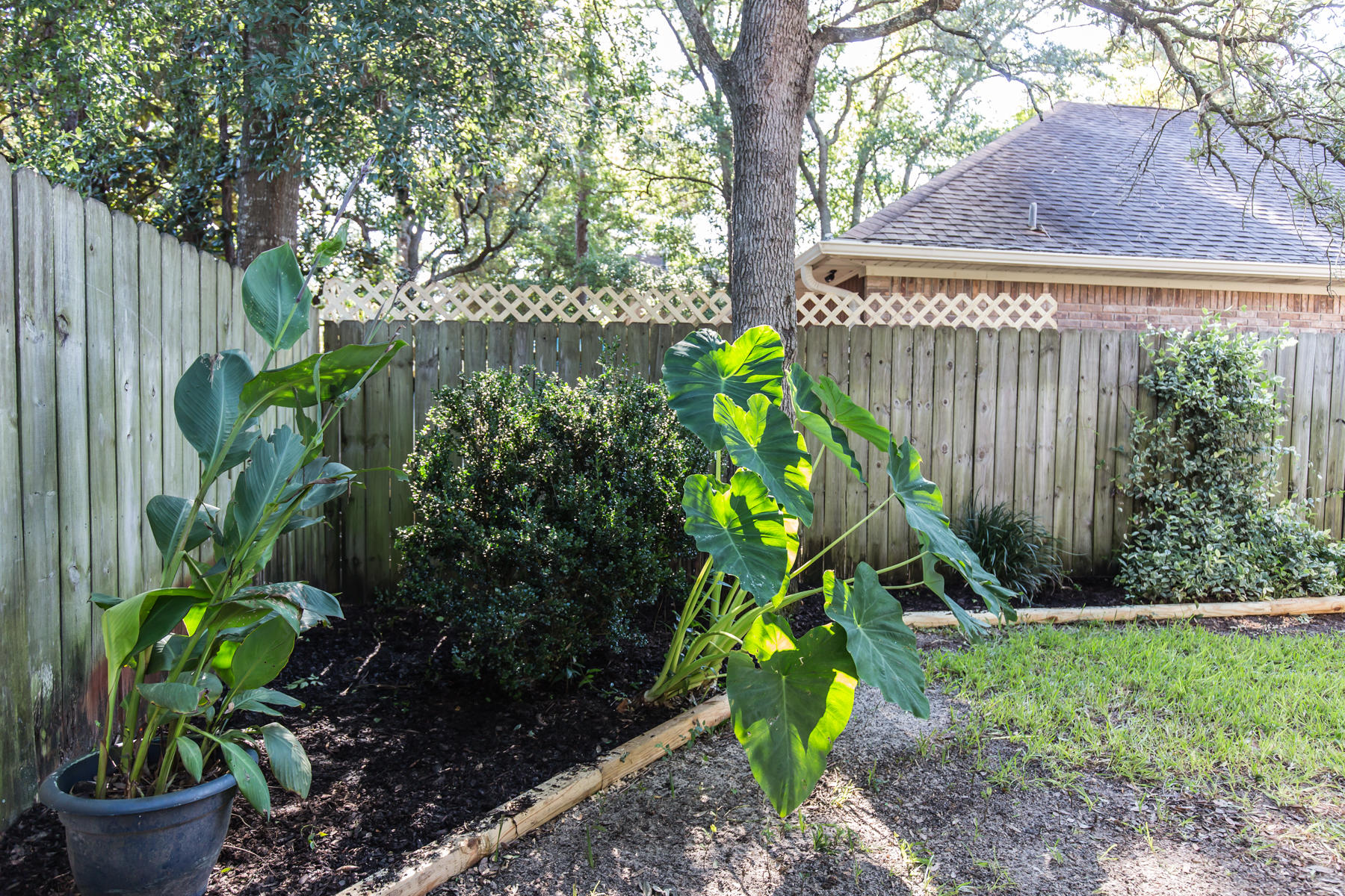 OAKWOOD T/H - Residential