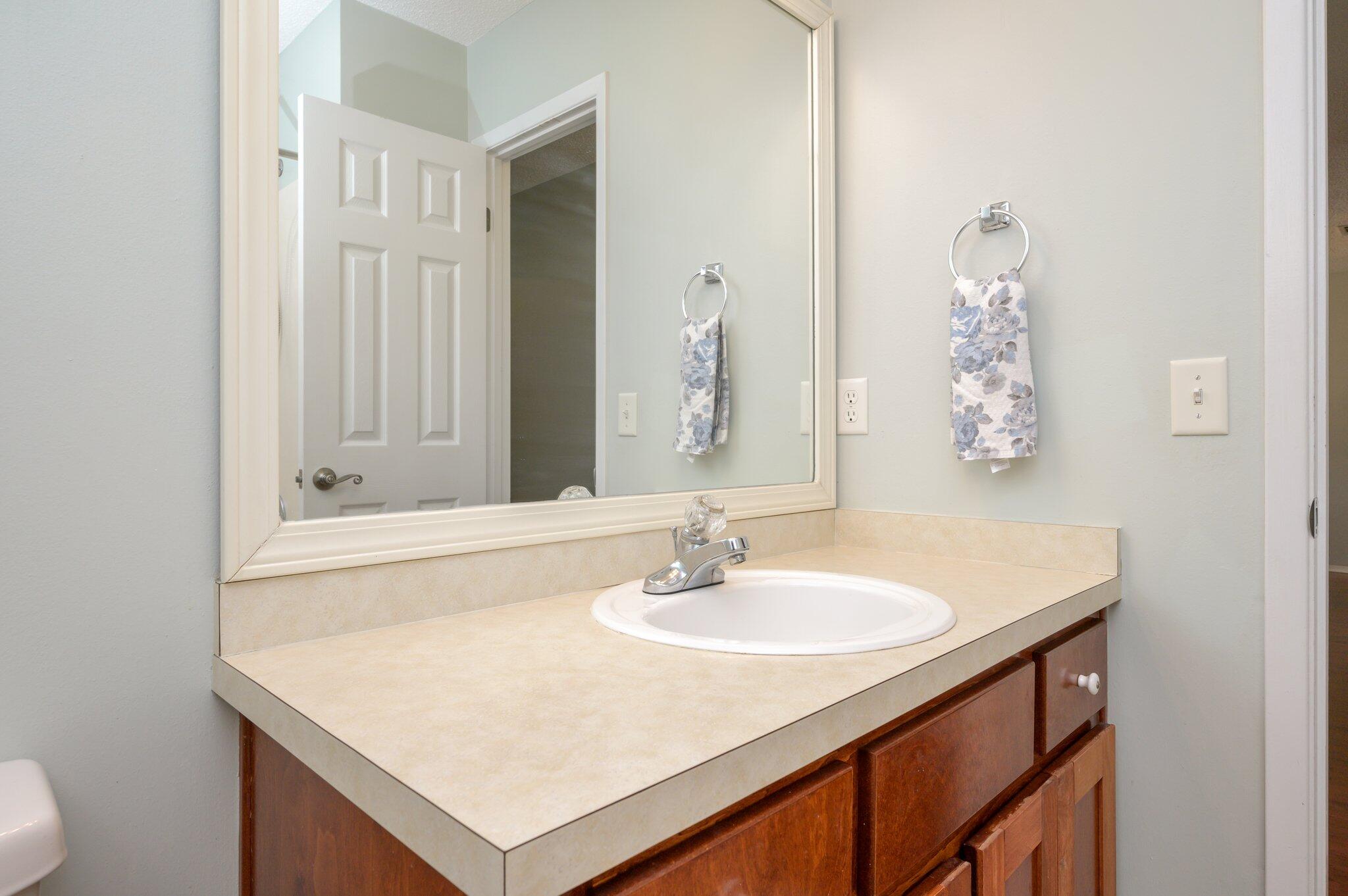 PARKWOOD LANE BLUEWATER BAY - Residential