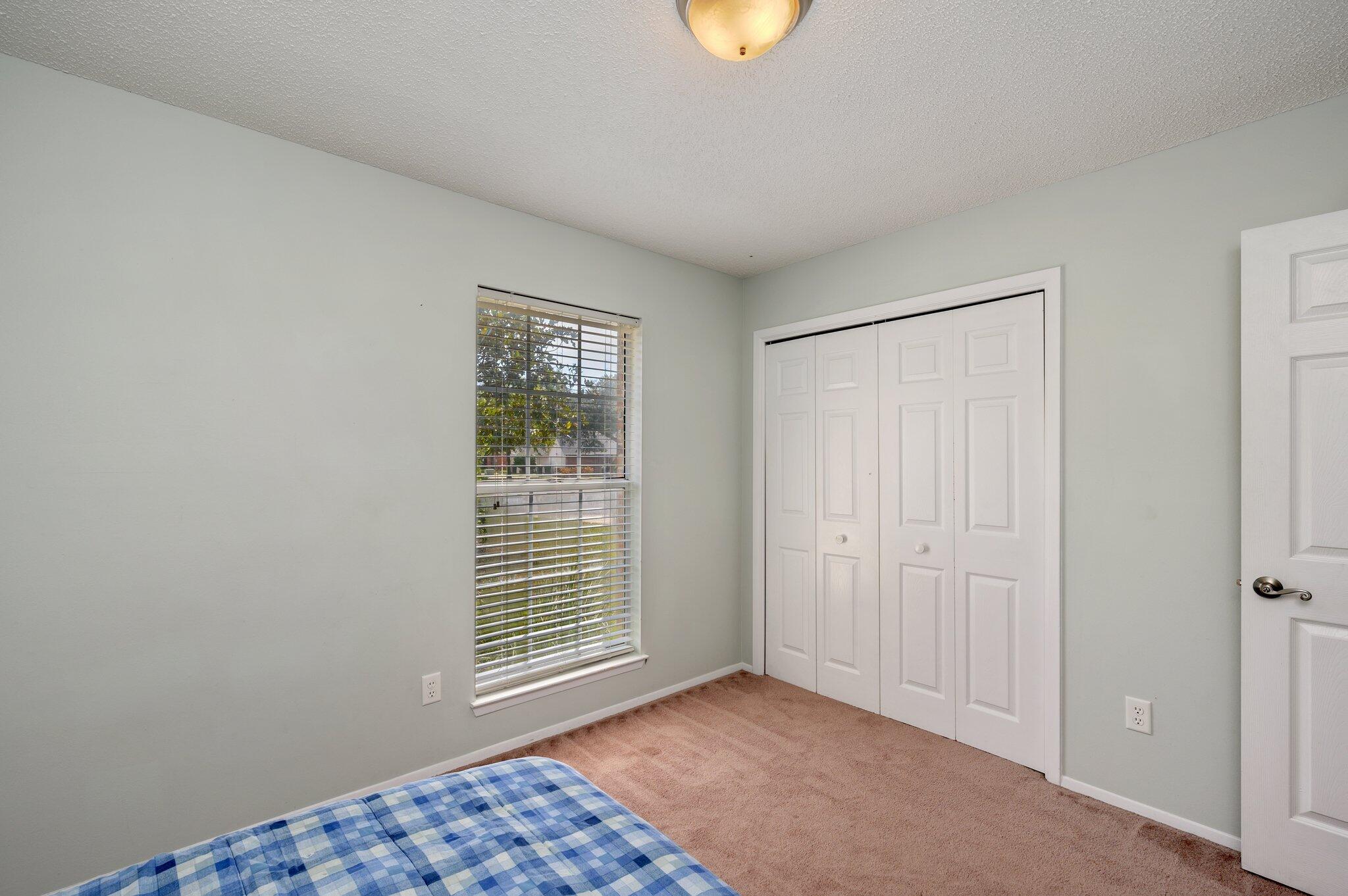 PARKWOOD LANE BLUEWATER BAY - Residential