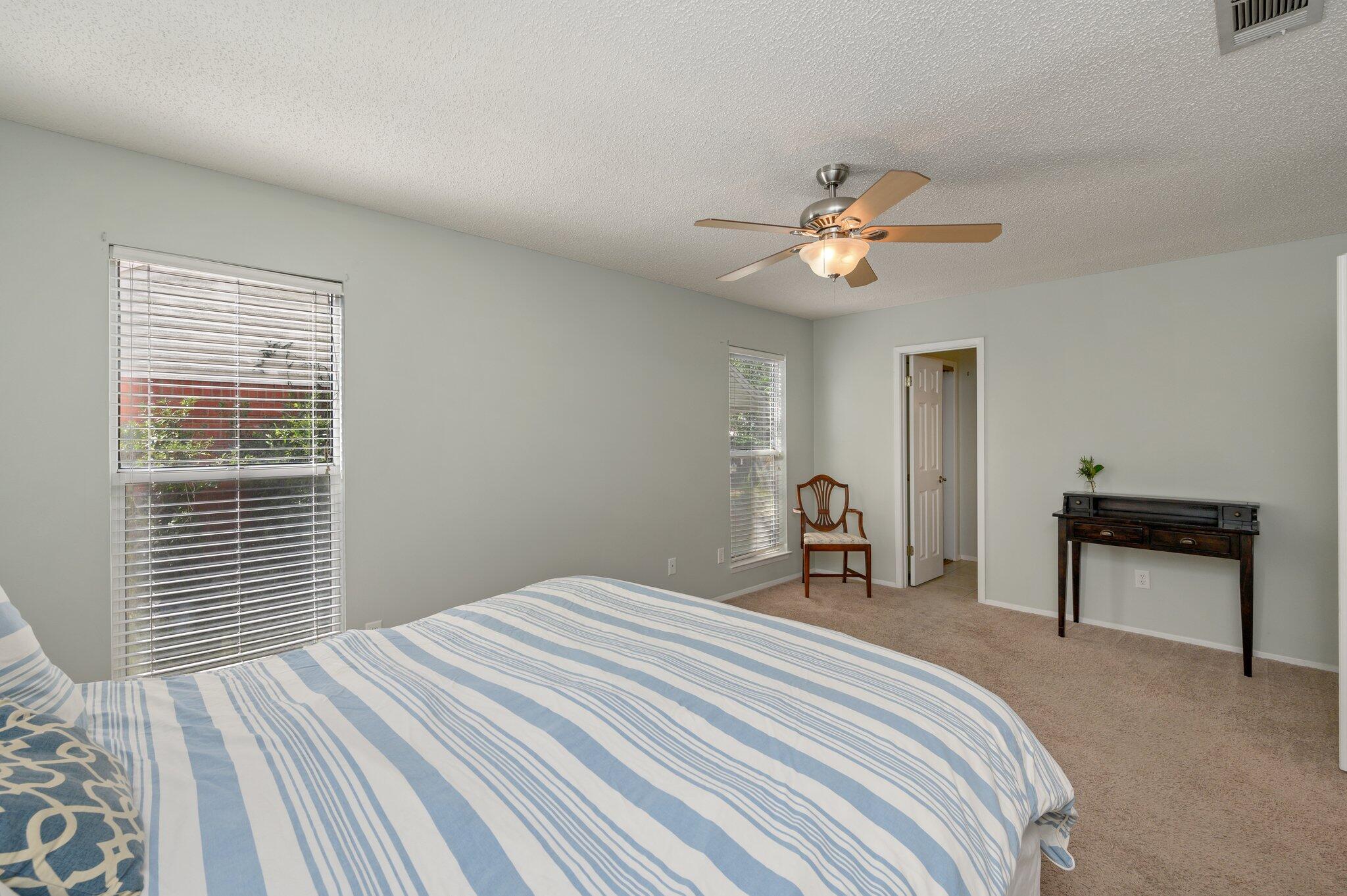 PARKWOOD LANE BLUEWATER BAY - Residential