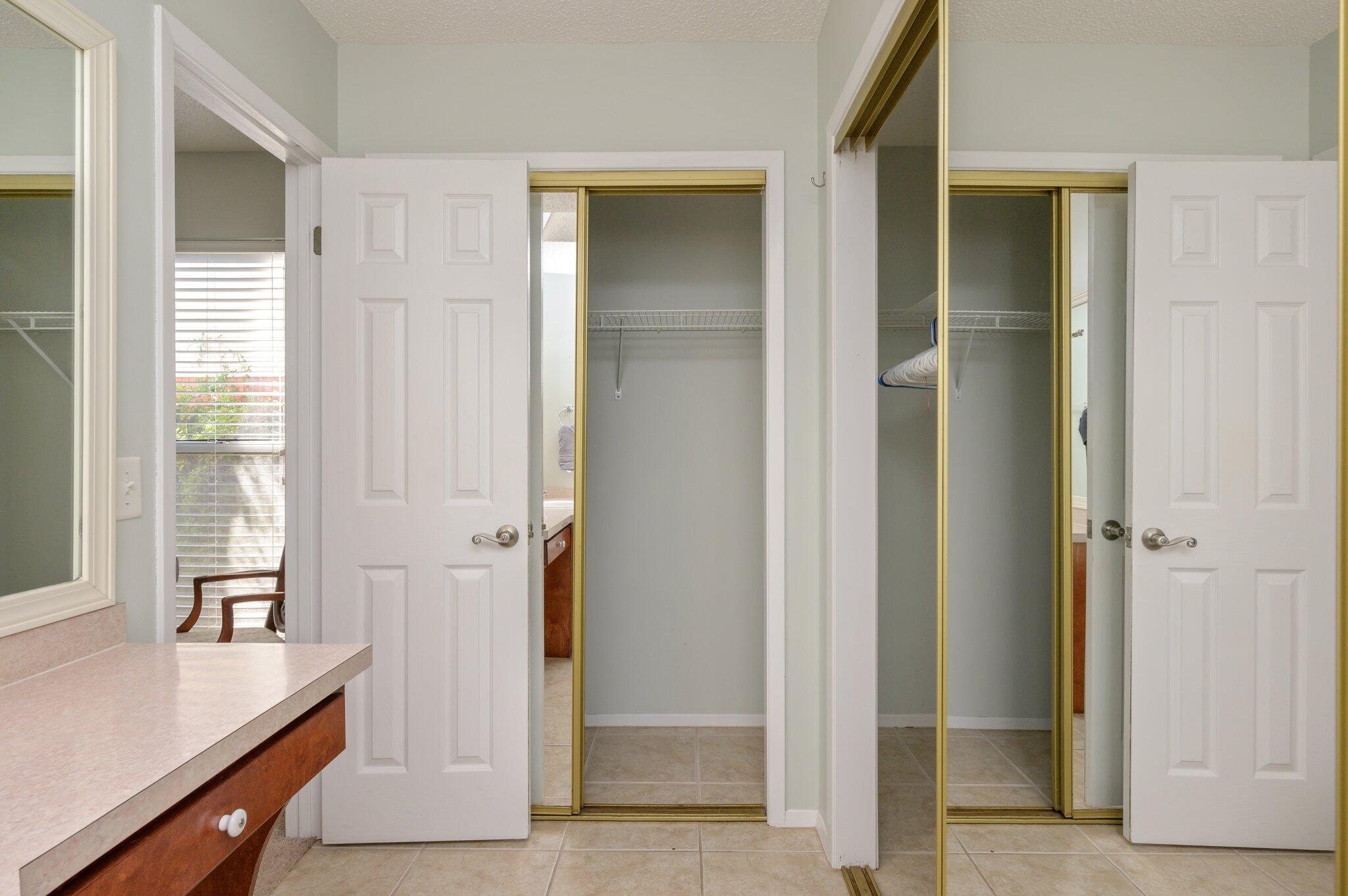 PARKWOOD LANE BLUEWATER BAY - Residential