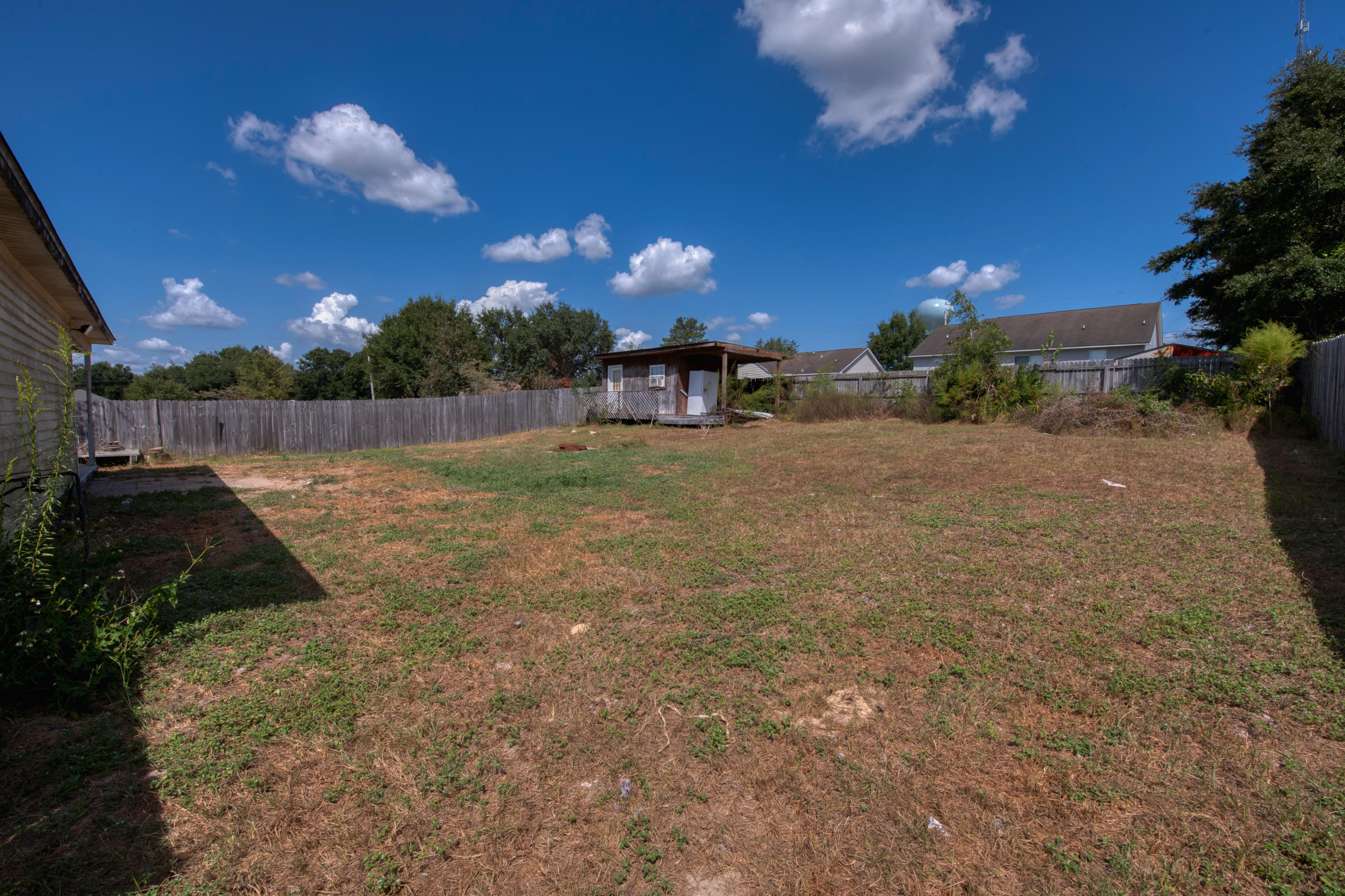 WINDSOR VILLAGE - Residential