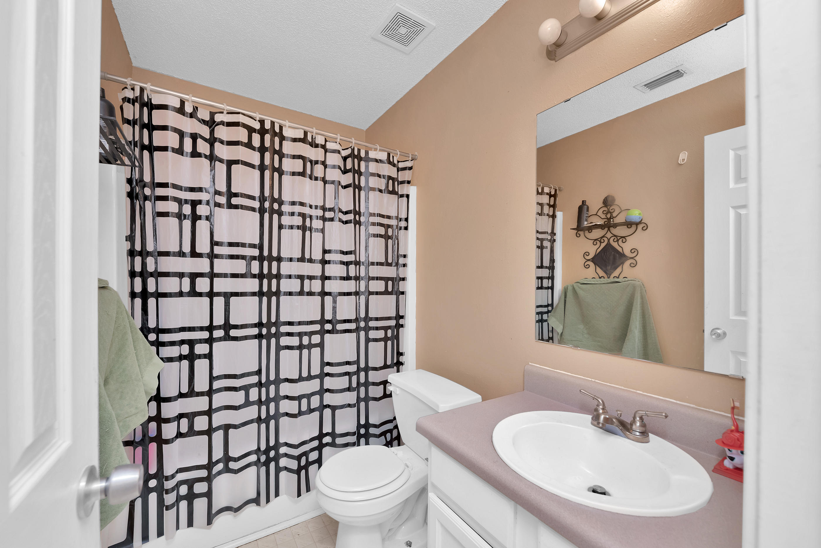 WINDSOR VILLAGE - Residential