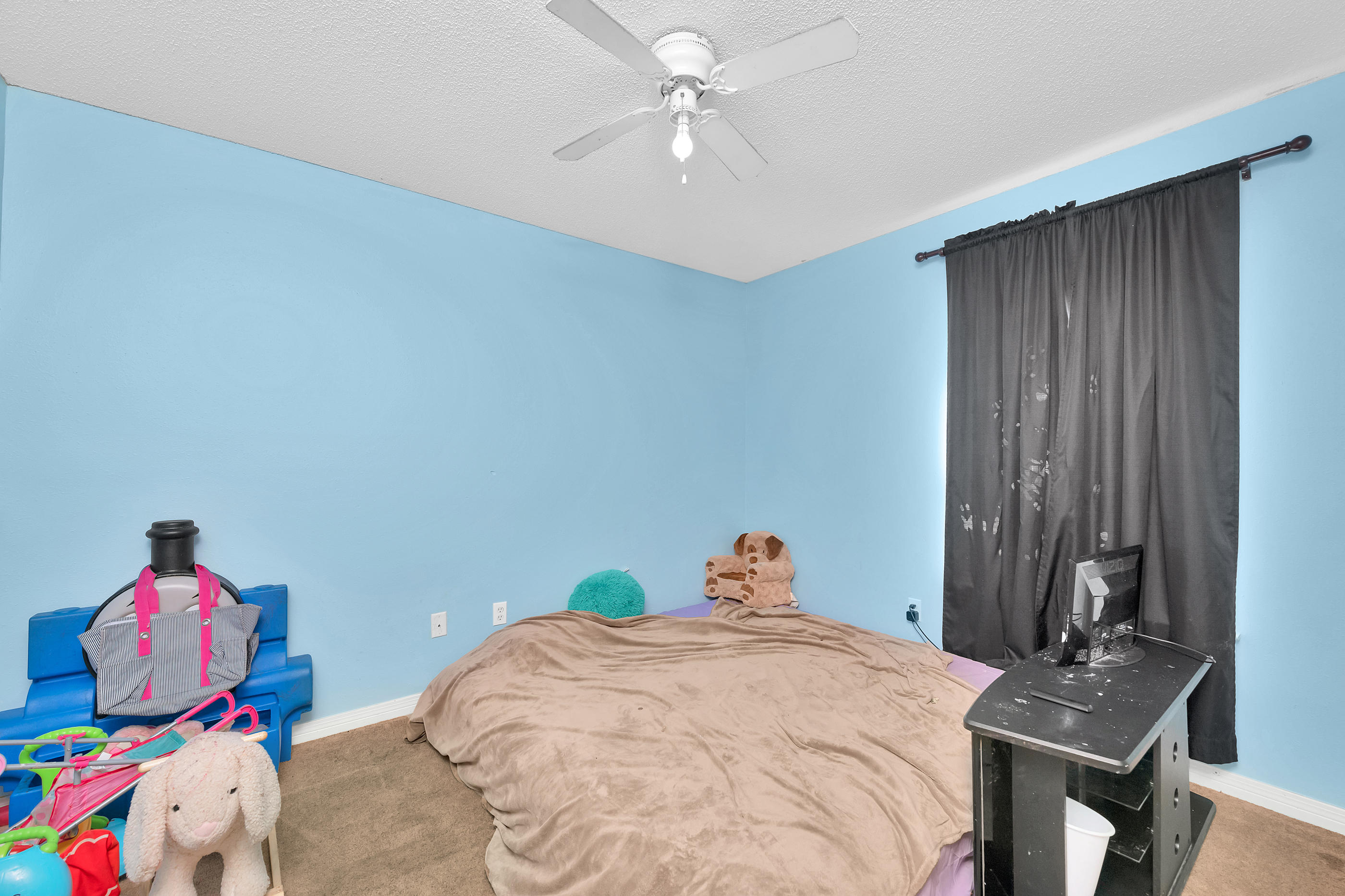 WINDSOR VILLAGE - Residential