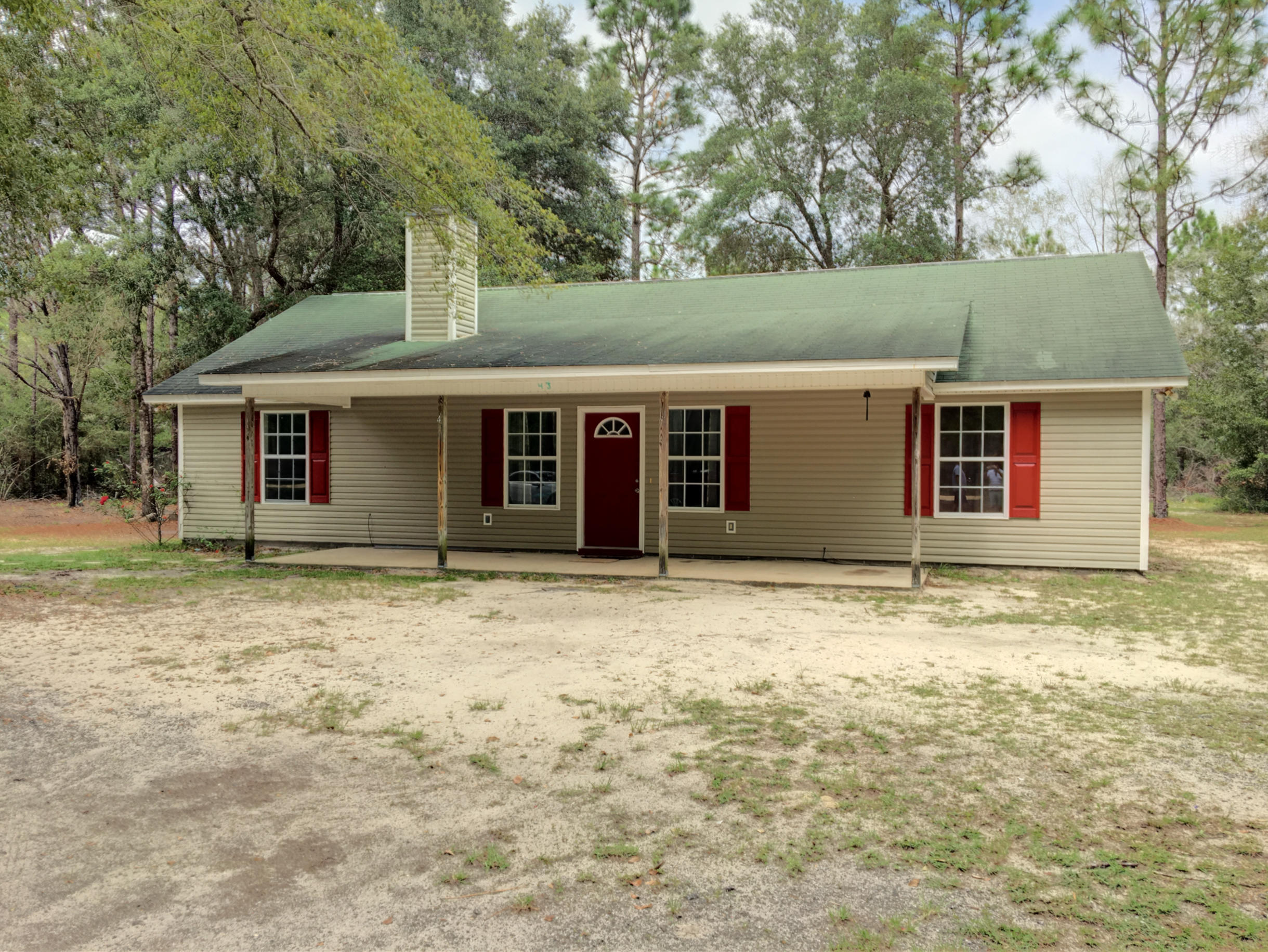 What an amazing home in Freeport! This home has new flooring, Fresh Paint, Outside HVAC unit only a year or 2 old. Sitting on a quiet .94 acre lot, yard space, privacy, and no HOA!!!! Large living room with a fireplace. Very open split floor plan with 3 bedrooms and 2 baths. Huge master walk in closet. Schedule your tour today before this jewel is gone.