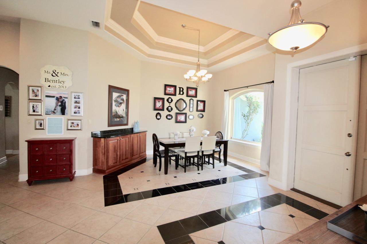 CHARDONNAY ESTATES - Residential