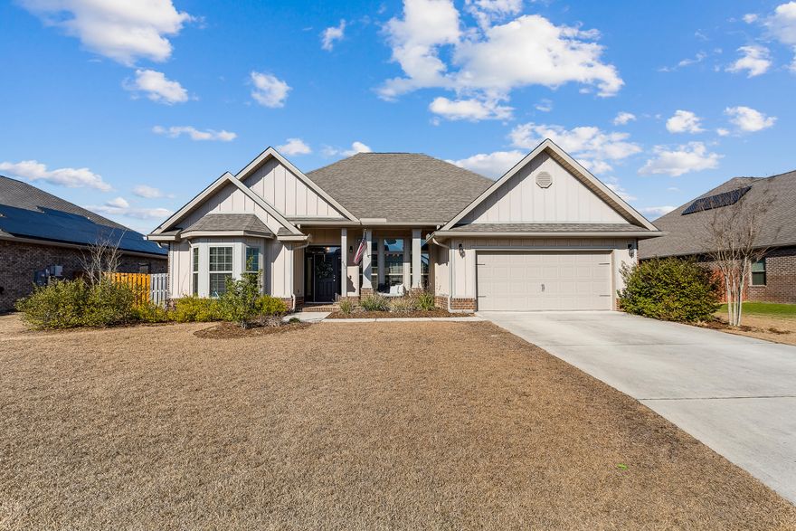 Don't miss out on this gorgeous 3 bdrm 2 bath dream home in the sought after Redstone Commons community! Features galore including office space, huge living room with vaulted ceiling, formal dining room, open kitchen with granite countertops, maple cabinets, stainless steel appliances, breakfast area, and an island, master suite large tiled separate shower, double sinks, soaking tub, and walk-in closet, two generously sized secondary bedrooms and additional full bathroom. Outside you'll find a covered patio perfect for entertaining, large fenced backyard, and 2 car garage. Enjoy access to the community pool and playground!