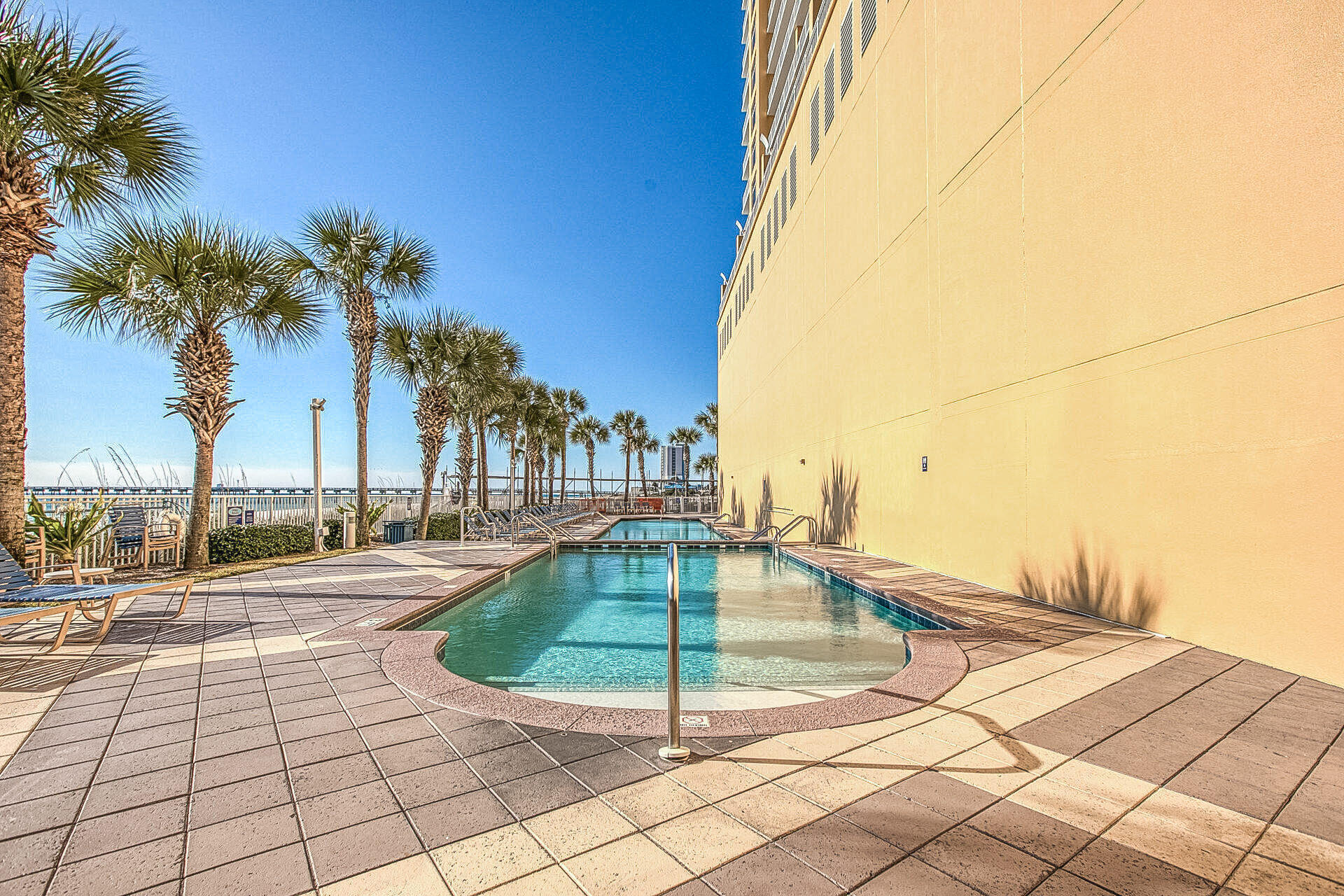 STERLING REEF - Residential