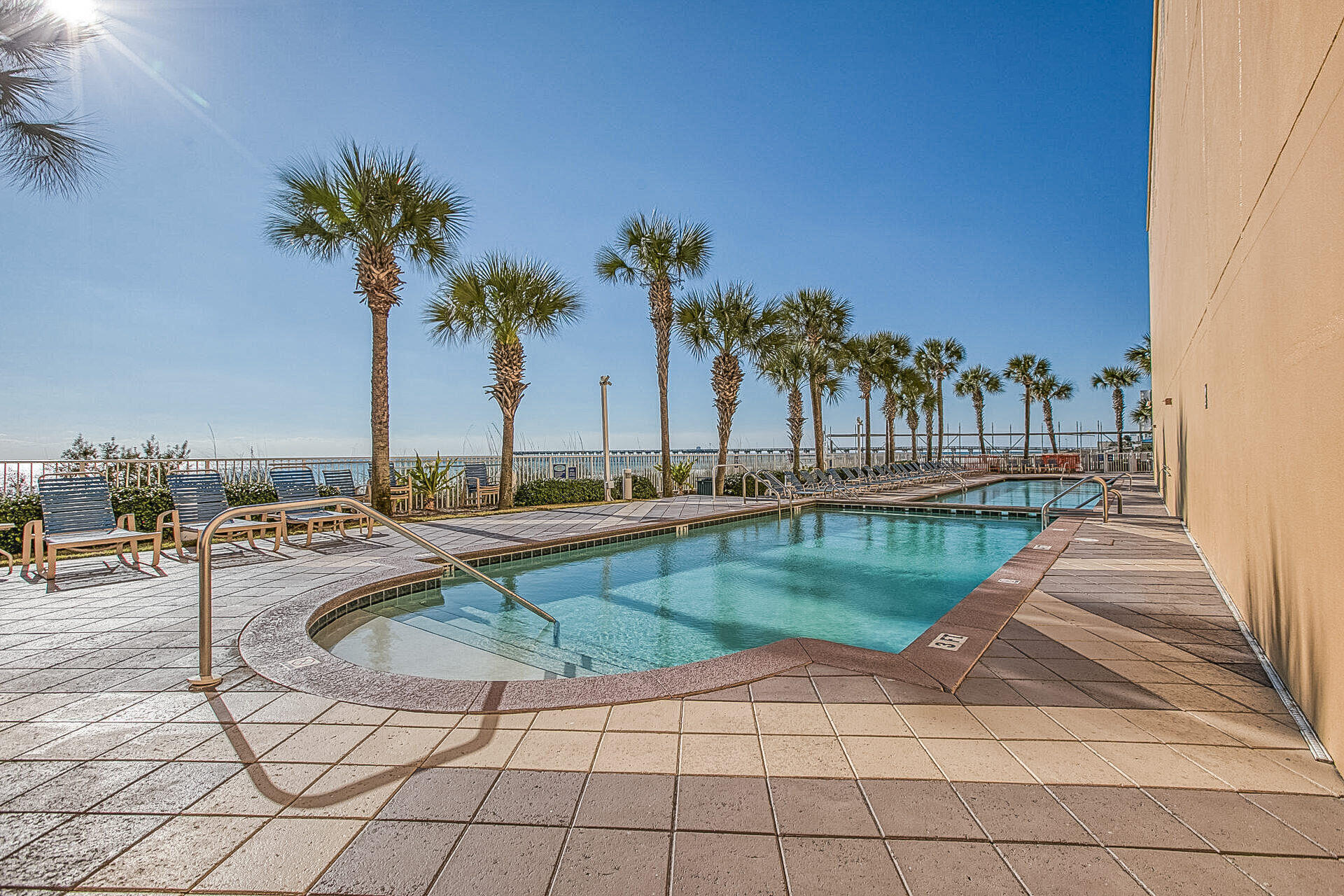 STERLING REEF - Residential
