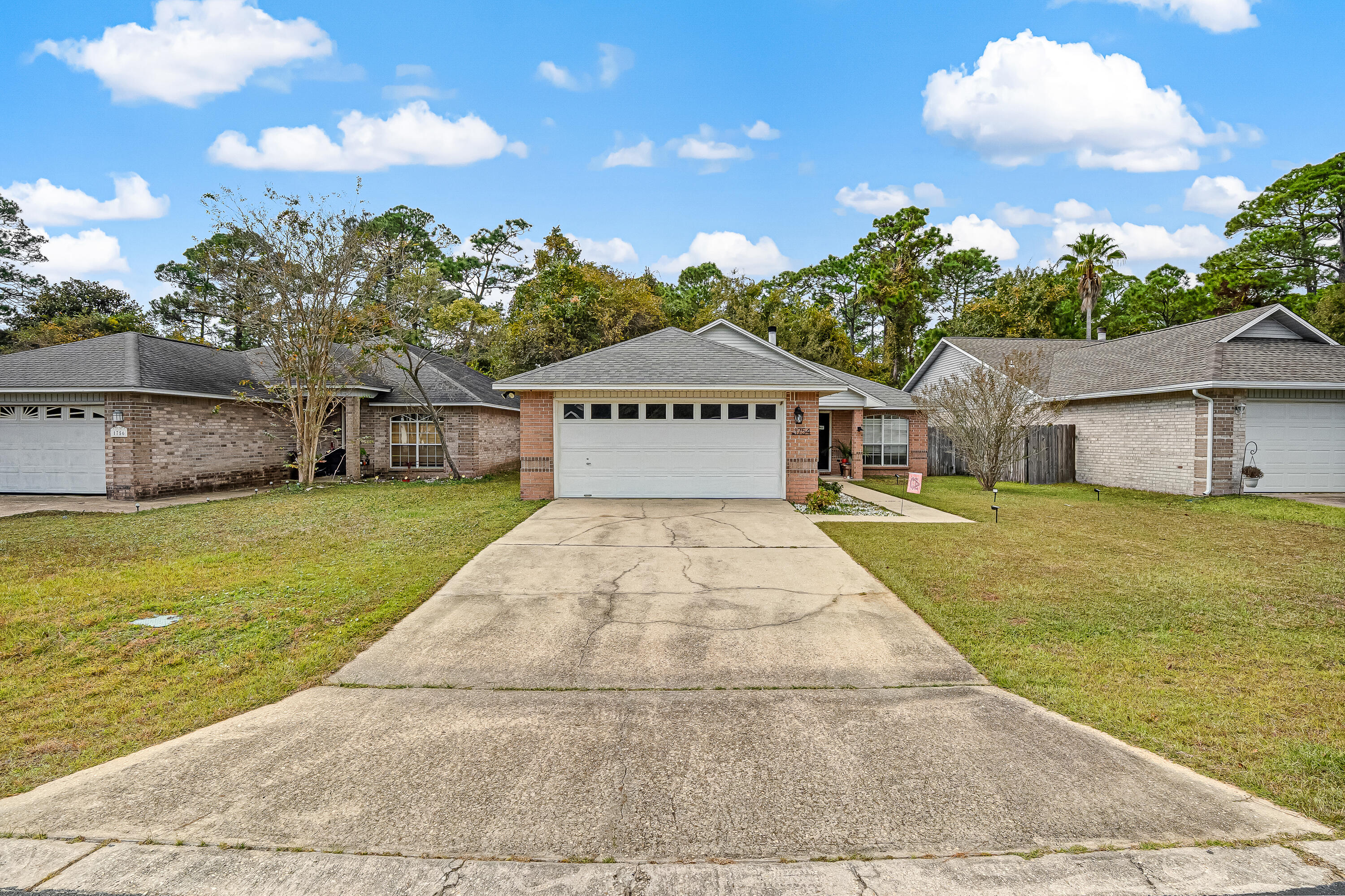 IVALEA GARDENS - Residential