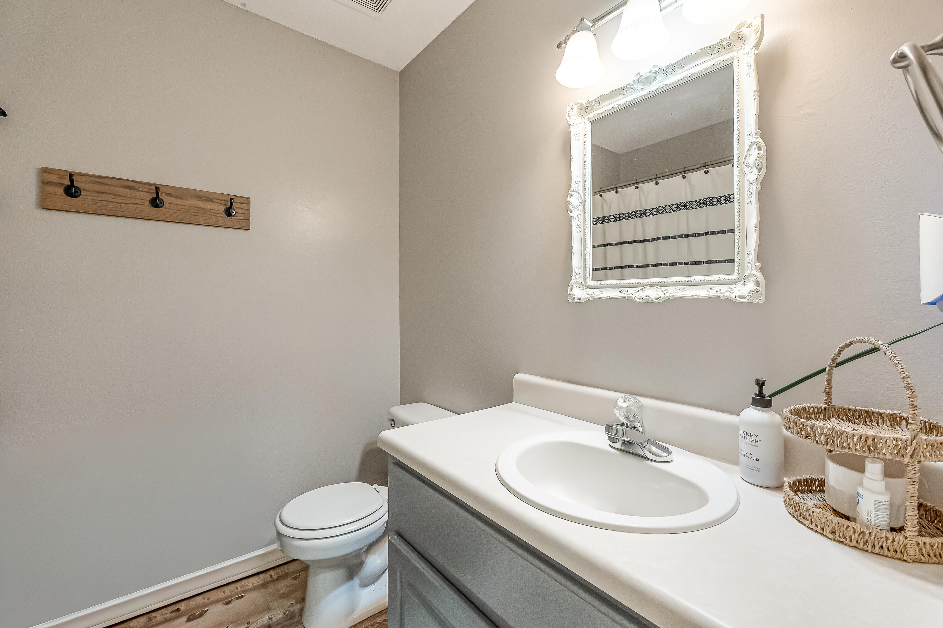 IVALEA GARDENS - Residential